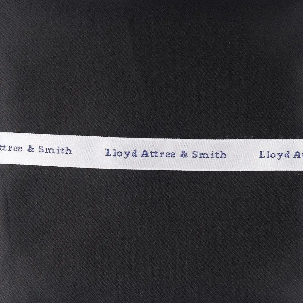L A Smith Black Plain Satin Hank - Elegant Handkerchief for Weddings, Prom & Formal Events - Premium Quality Satin Fabric for Gentlemen & Ladies