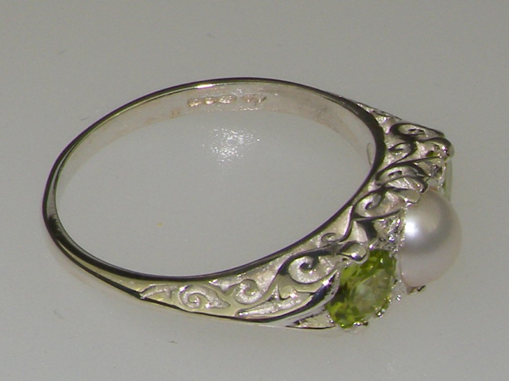 925 Sterling Silver Cultured Pearl & Peridot Women's Band Ring - Elegant Stackable Jewelry for Weddings, Anniversaries & Everyday Wear