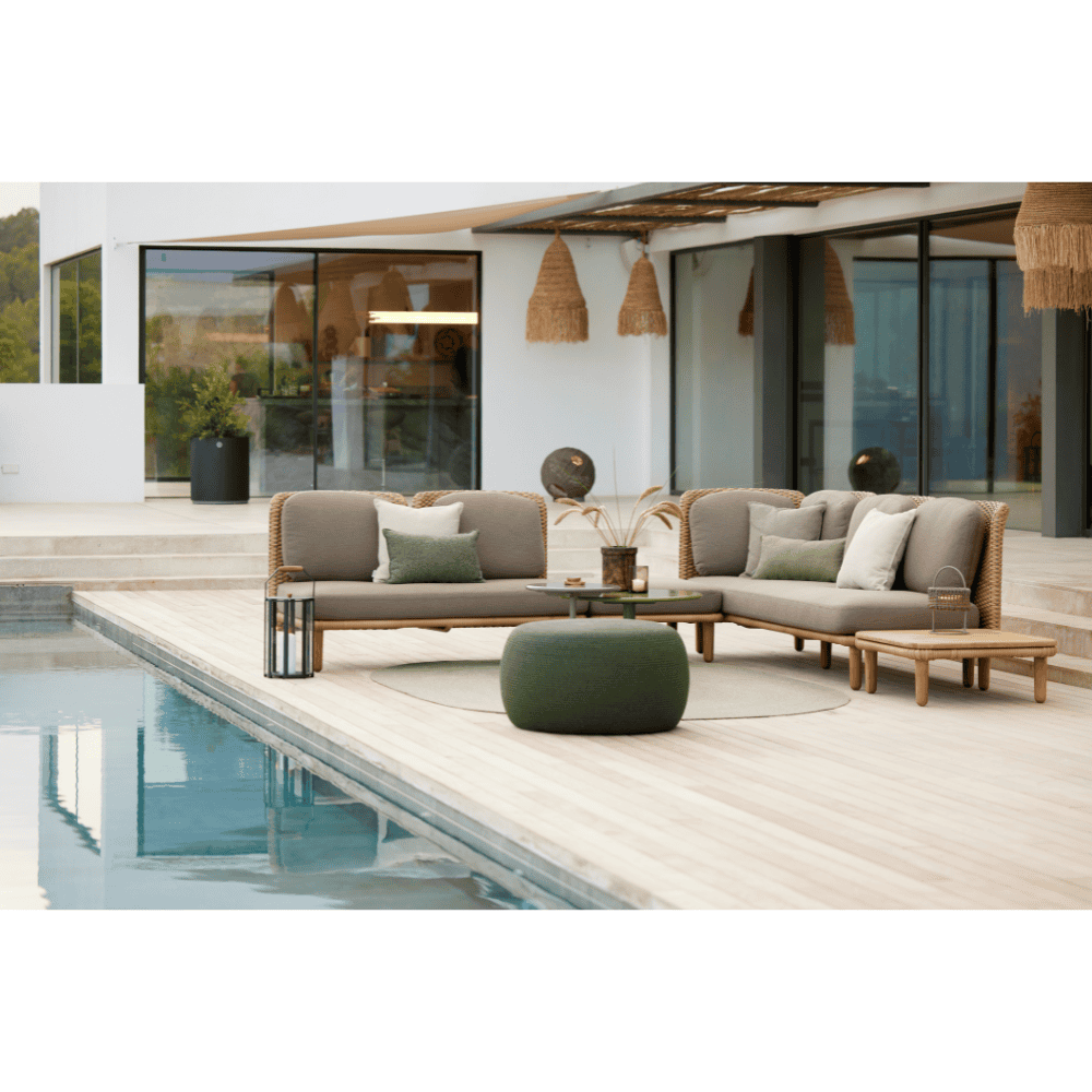 Premium Teak Wood Outdoor Coffee Table - Weather-Resistant Patio Furniture for Garden, Poolside & Backyard Relaxation
