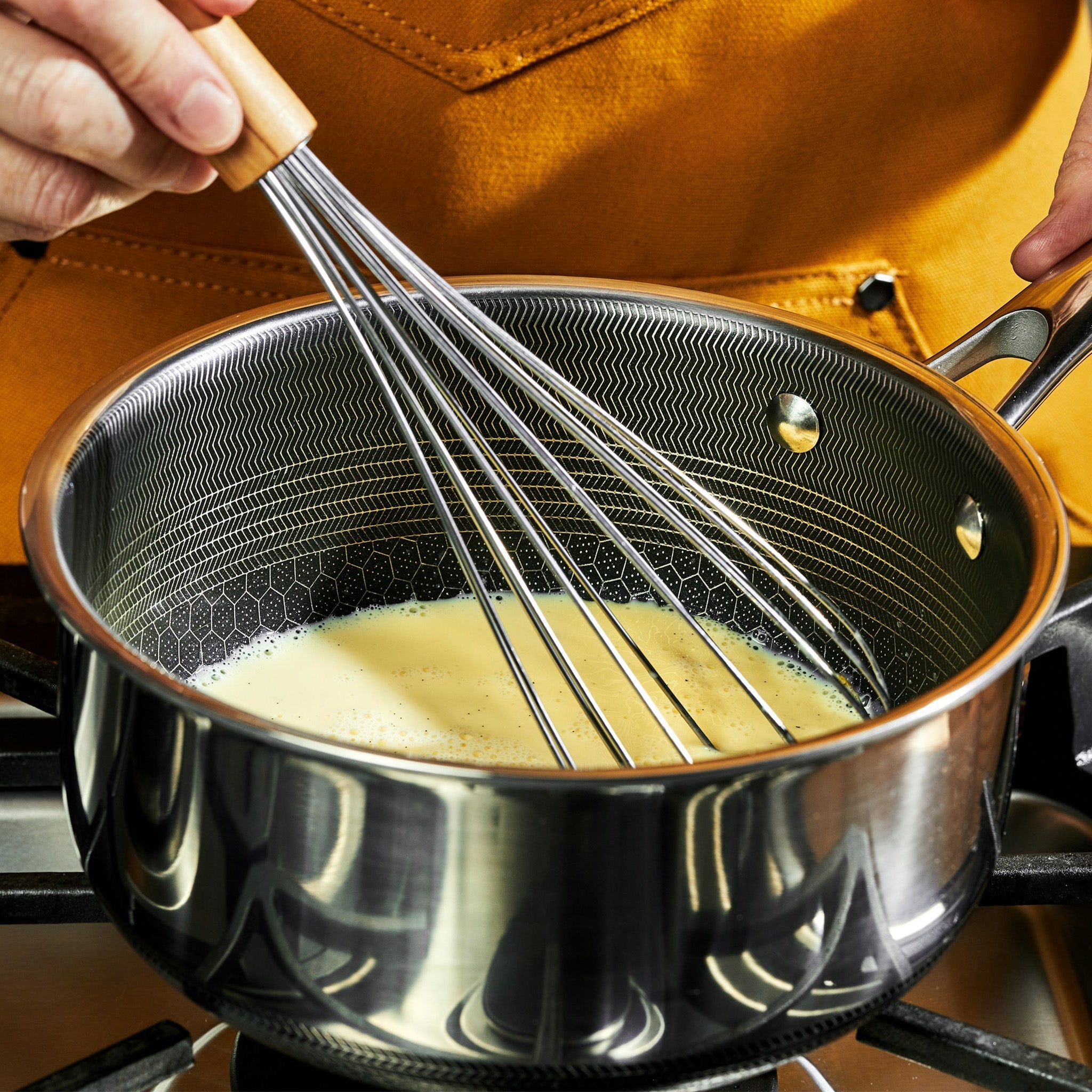 HexClad Hybrid 6-Piece Cookware Set - Nonstick Stainless Steel Pan & Pot Set with Lid - Induction Compatible for Gas, Electric & Ceramic Stoves - Perfect for Sautéing, Frying & Boiling in Home Kitchen