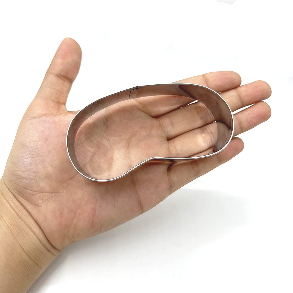 LILIAO Party Mask Cookie Cutter Set - 3.7 x 1.8 Inch Stainless Steel Biscuit & Fondant Mold - Perfect for Birthday Cakes, Sandwich Bread, and DIY Baking Decorations