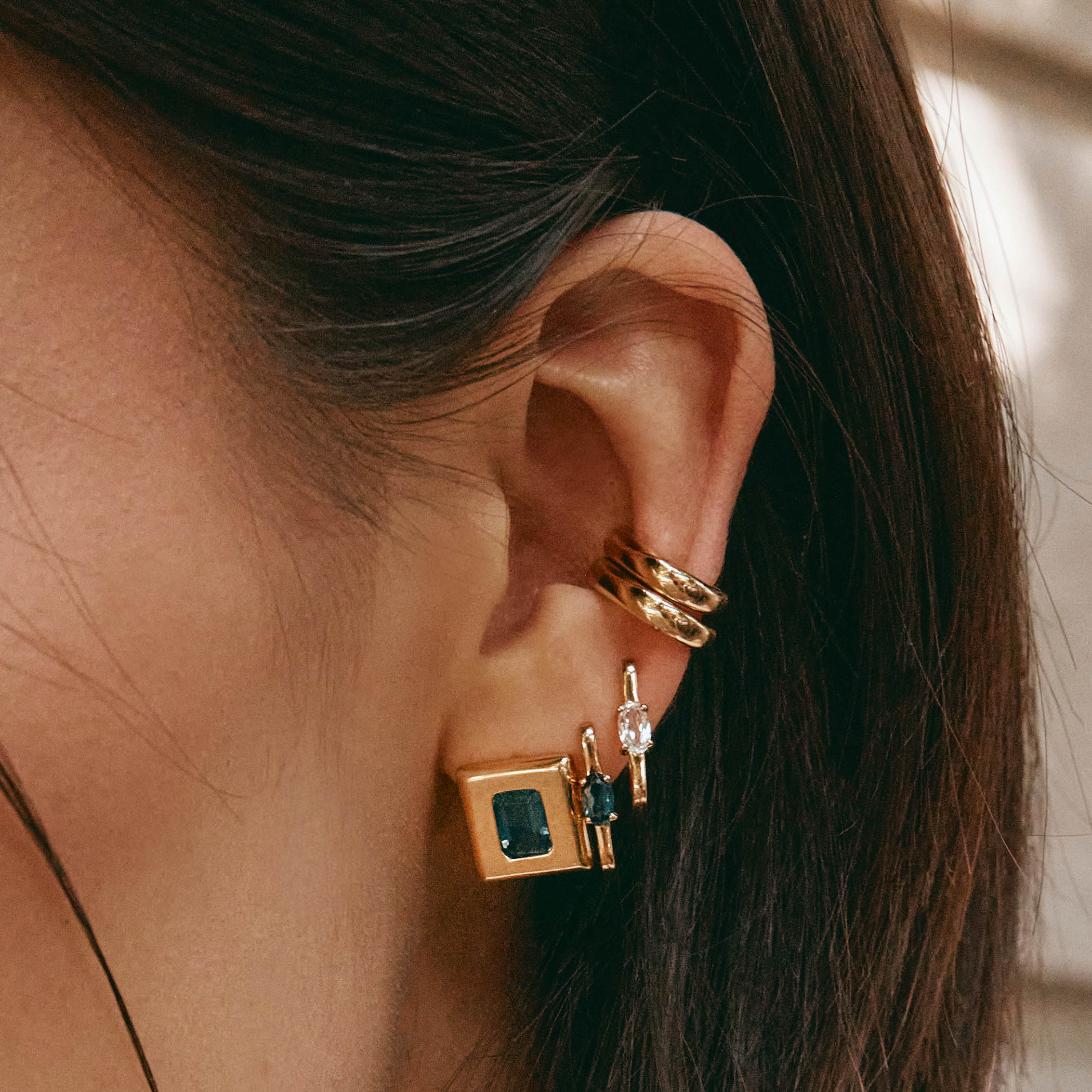 Gold Double Curve Ear Cuff - Non-Piercing Ear Cuff Jewelry for Women, Trendy Boho Accessory for Parties, Weddings & Everyday Wear