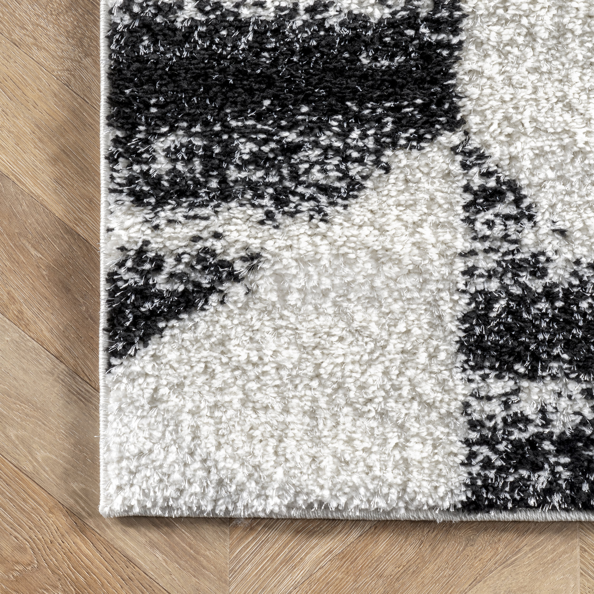 Faded Herringbone Shag Rug - Soft Black and White Area Rug for Living Room, Bedroom, or Office Decor