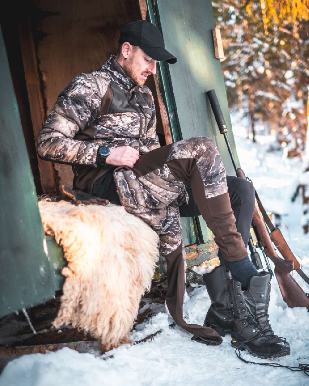 Deerhunter Excape Quilted Jacket - Lightweight Water-Resistant Outdoor Jacket for Men | Perfect for Hiking, Camping & Winter Adventures