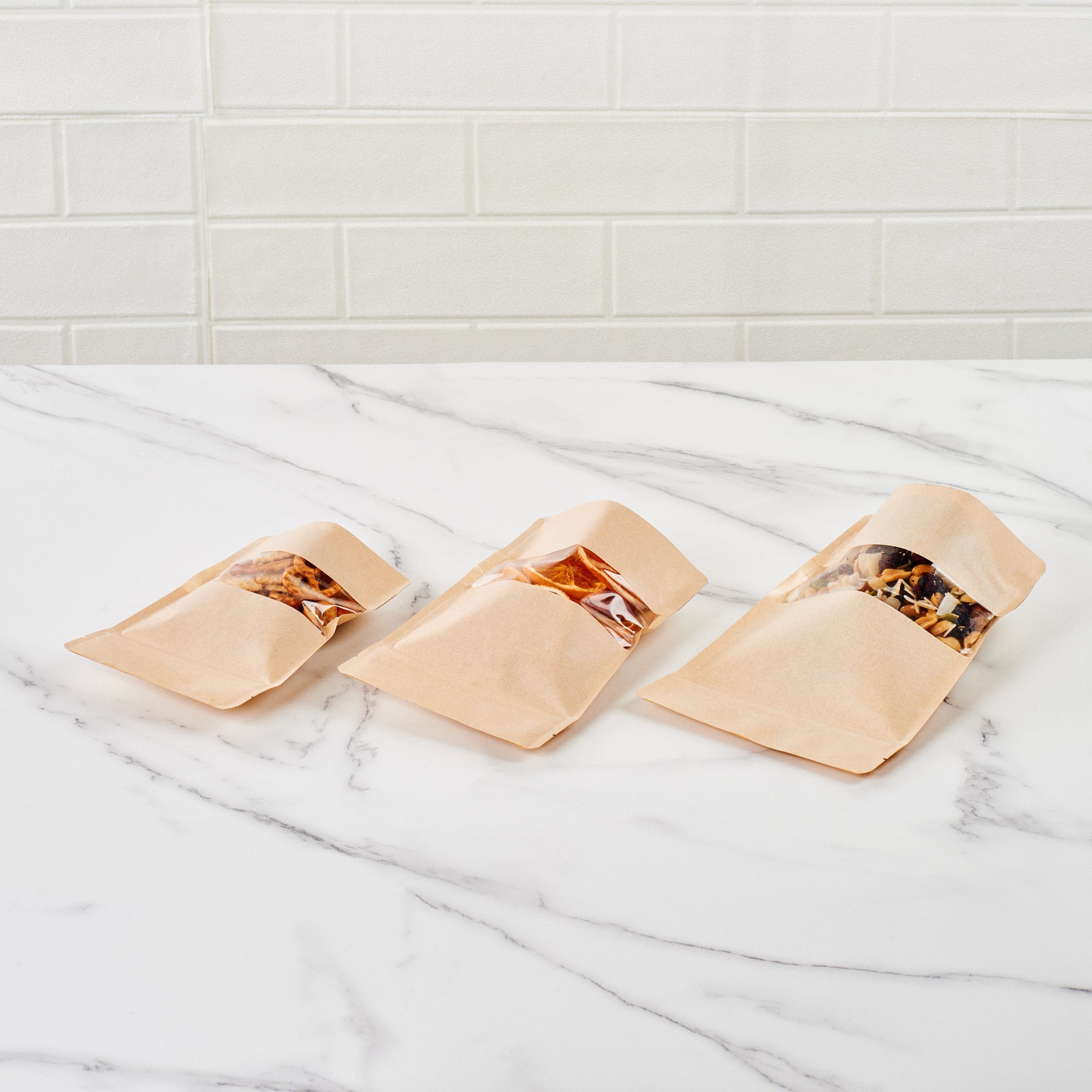 Kraft Plastic Large Window Bags with Heat Sealable Feature - 9 x 6 x 1.5 Inches - Pack of 100 - Perfect for Bakery, Coffee Beans & Retail Packaging