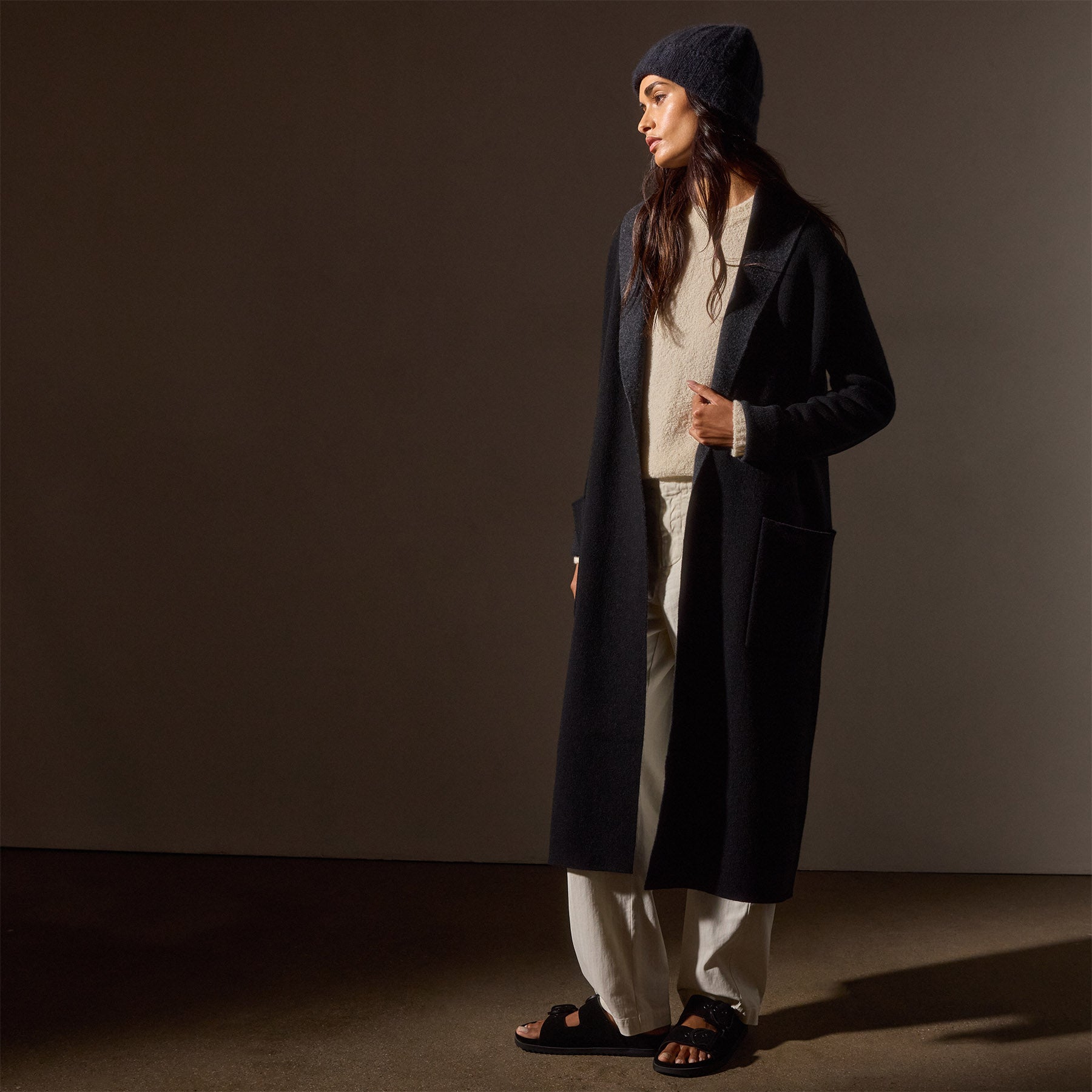 Luxury Cashmere Shawl Collar Coat for Women - Soft & Warm Winter Coat in Black/Coal - Perfect for Office, Parties & Formal Occasions