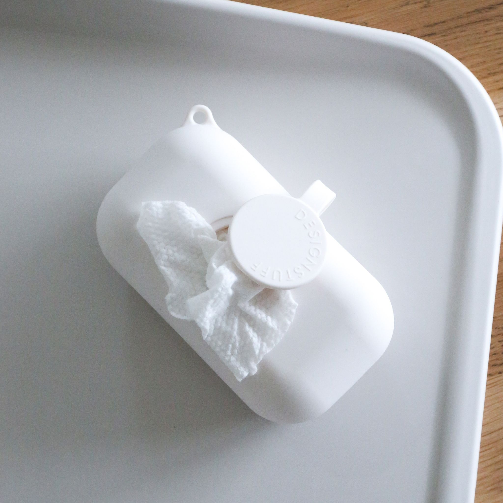 DESIGNSTUFF Wet Wipes Dispenser with Lid - Portable & Leak-Proof Chalk Design for Baby, Travel, Home & Office Use