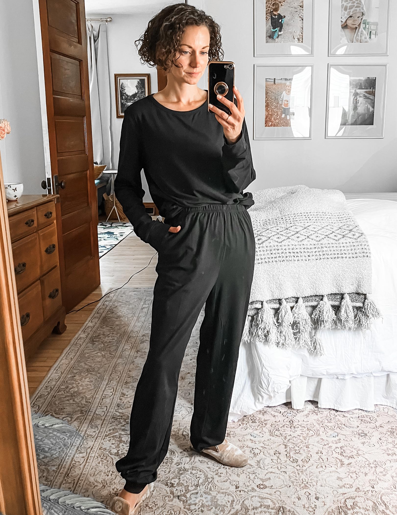 Ekouaer Women's Long Sleeve Jogger Pajama Set - Soft Sleepwear with Pockets, Round Neck Lounge Pjs for Nightwear & Comfortable Home Wear - Perfect for Sleeping, Lounging and Relaxing at Home