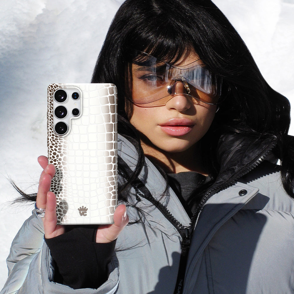 Himalayan Salt Crystal Crocodile Pattern Samsung Phone Case - Protective & Stylish Cover for Samsung Galaxy S21/S22/S23 - Perfect for Outdoor Adventures, Travel & Daily Use