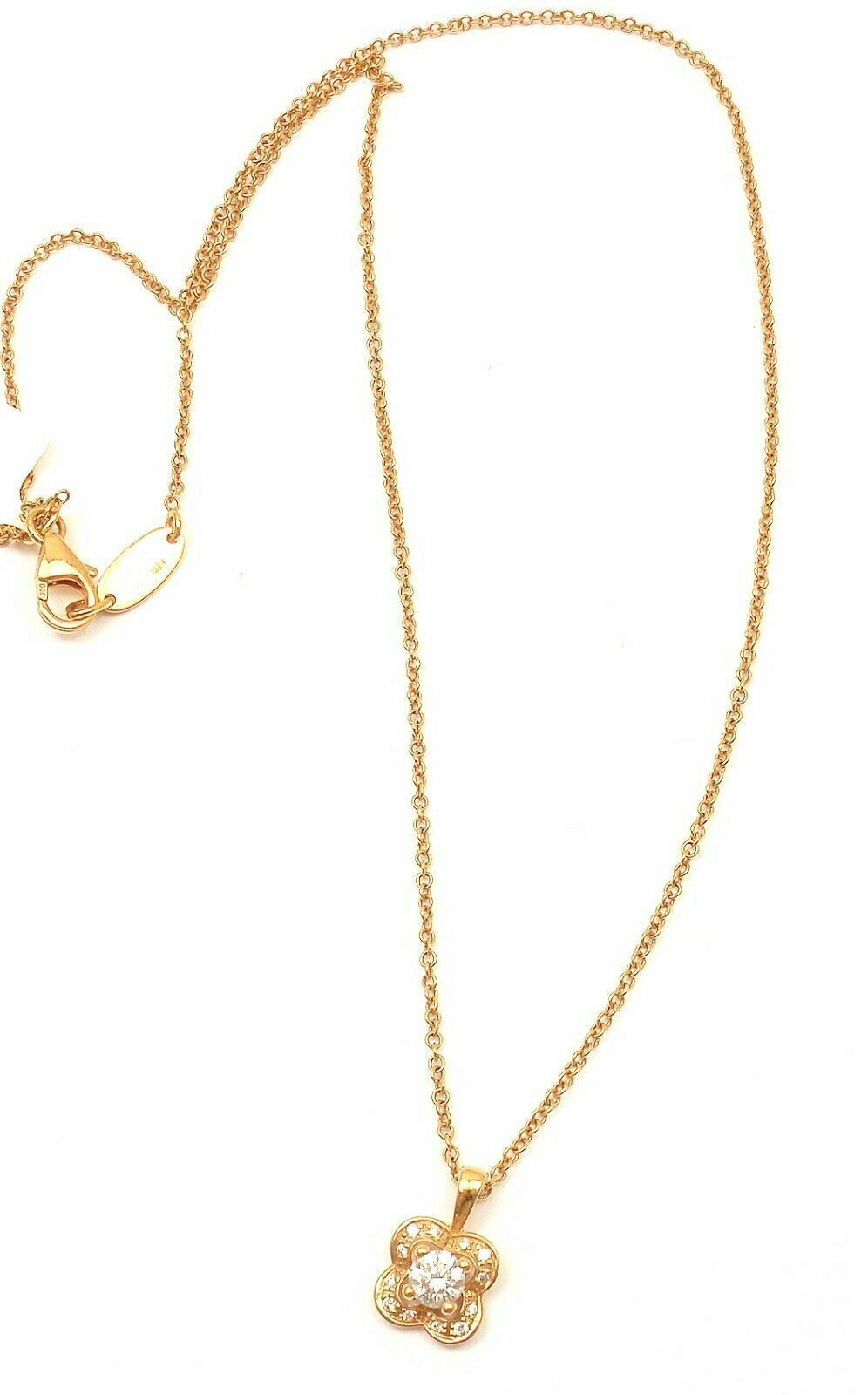 18K Rose Gold Diamond Flower Pendant Necklace for Women | Luxury Jewelry Gift for Anniversary, Valentine's Day & Special Occasions | Elegant Floral Design for Party, Wedding & Evening Wear