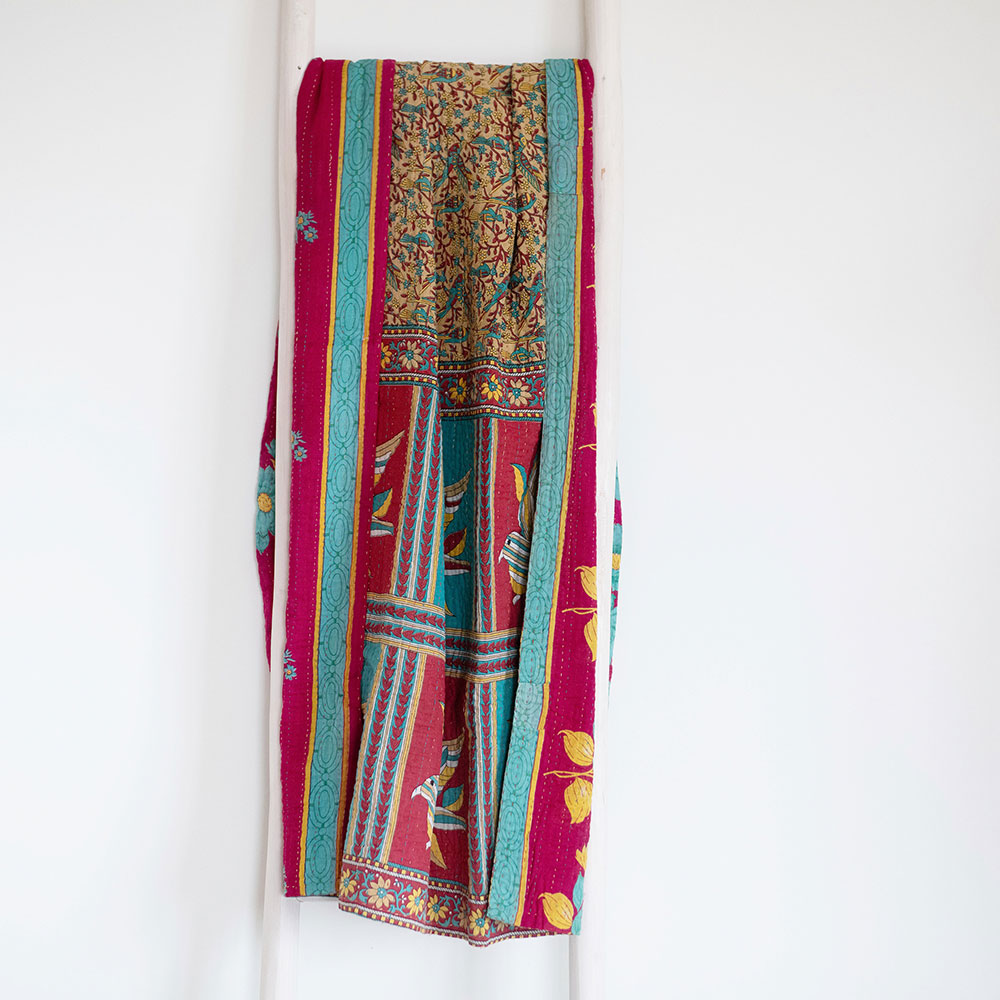 Handmade Kantha Quilt KT7121 - Unique Boho Chic Bedspread for Cozy Home Decor | Perfect for Bohemian Bedroom, Living Room & Guest Room