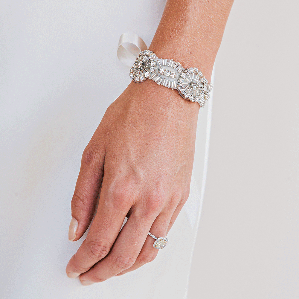 Vintage Art Deco Cuff Bracelet for Women - Elegant Sabrina Design with Geometric Motifs - Perfect for Evening Parties, Weddings, and Special Occasions