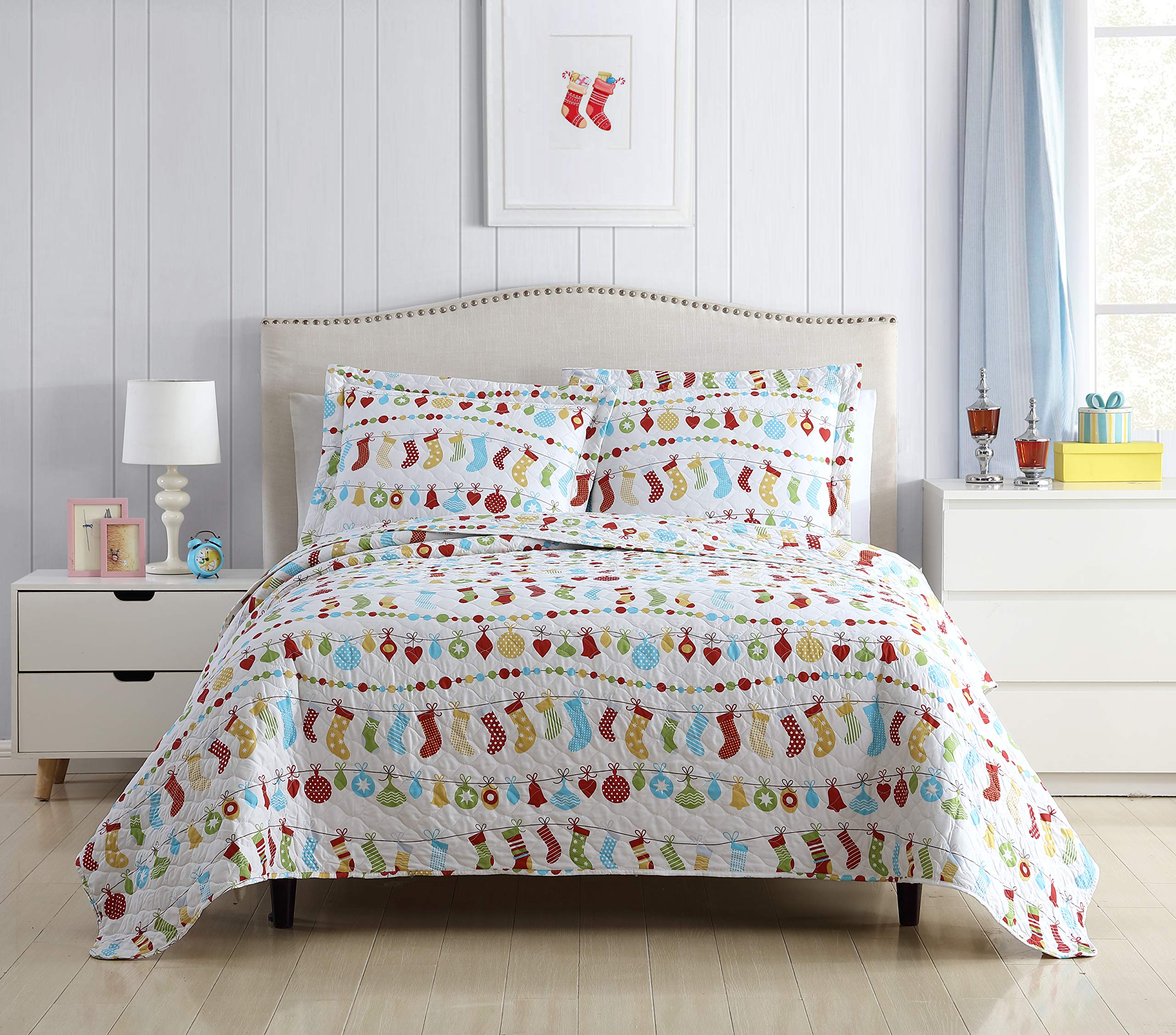 Spirit Linen Holiday Quilt Set - Ultra-Soft Reversible King Size Bedding with Matching Pillow Shams | Christmas Decor & Cozy Winter Bedroom Upgrade