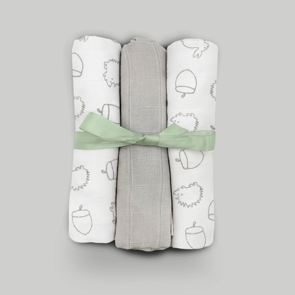 Personalized Baby Gift Set with Little Grey Bunny - Newborn Baby Shower, Christening, Birthday Present for Boys & Girls - Perfect for Nursery Decor and Keepsake Memories