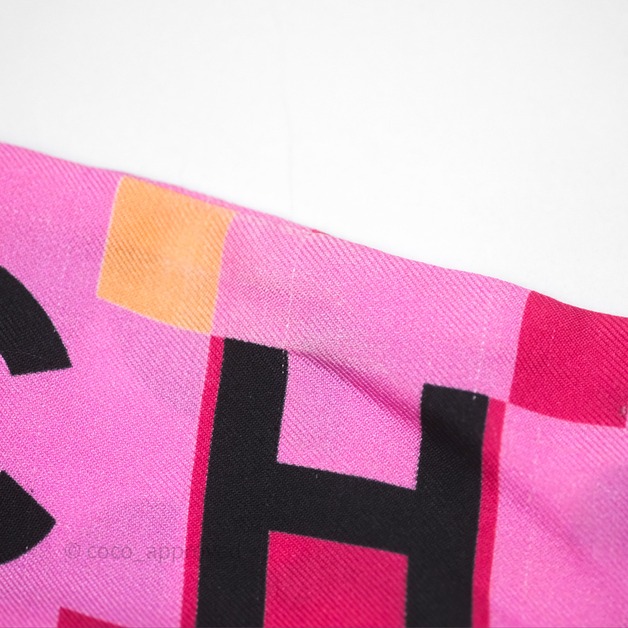 Chanel CC Silk Twilly Scarf in Pink - Luxury Fashion Accessory for Women, Perfect for Handbags, Hats & Gift Giving