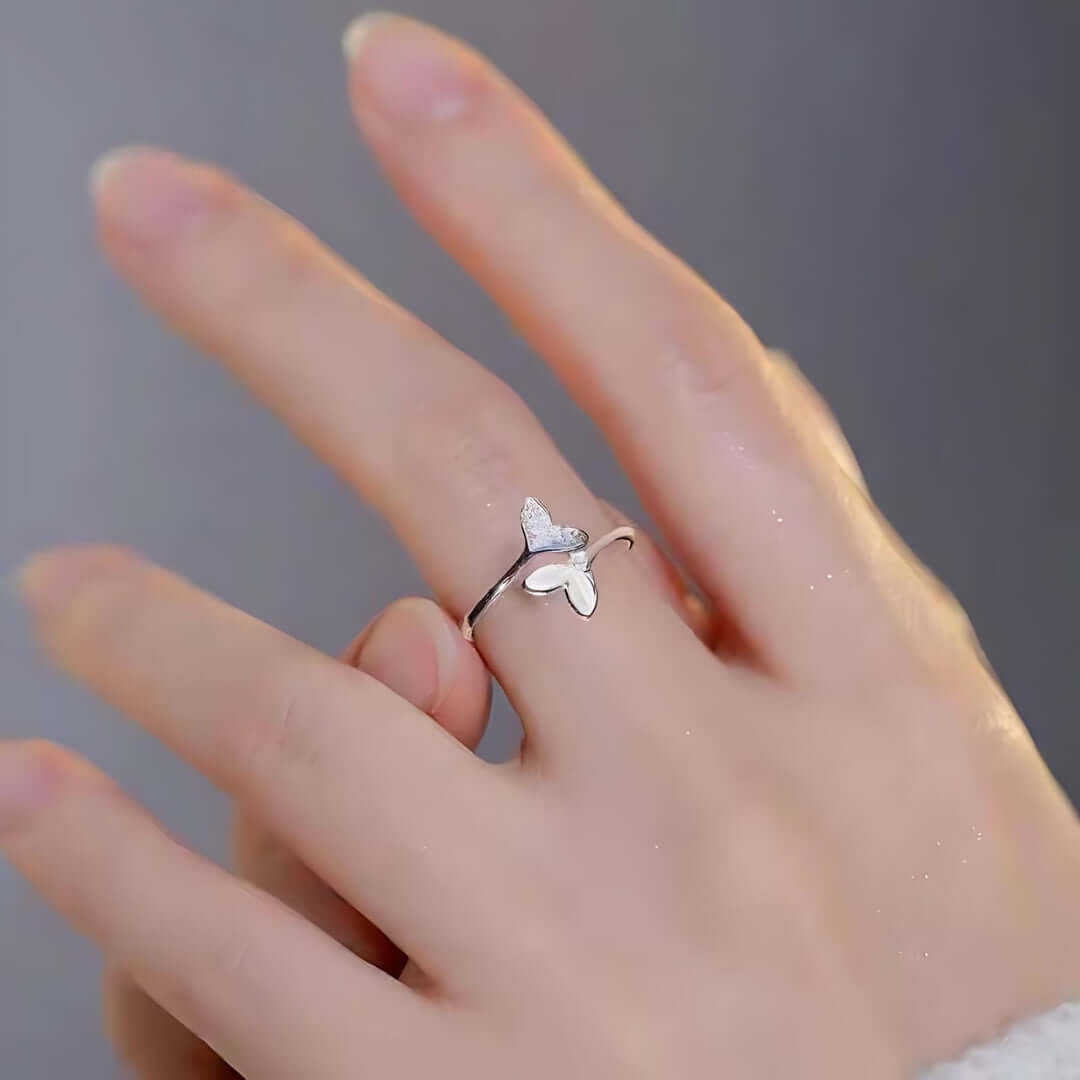White Gold Whale Tail Split Ring DQ8495 - Elegant Jewelry for Women, Perfect for Gifts, Parties & Everyday Wear
