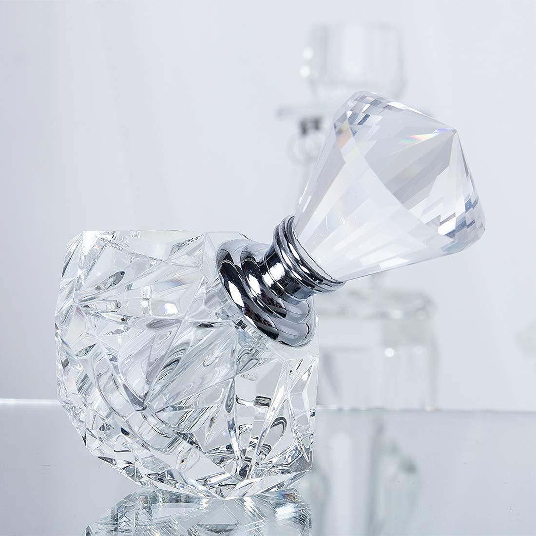H&D HYALINE & DORA Clear Carved Crystal Refillable Perfume Bottle - Travel Size Mini Perfume Atomizer for Purse, Gift & Essential Oils - Perfect for Women's Handbag, Gym & On-the-Go Fragrance Refills