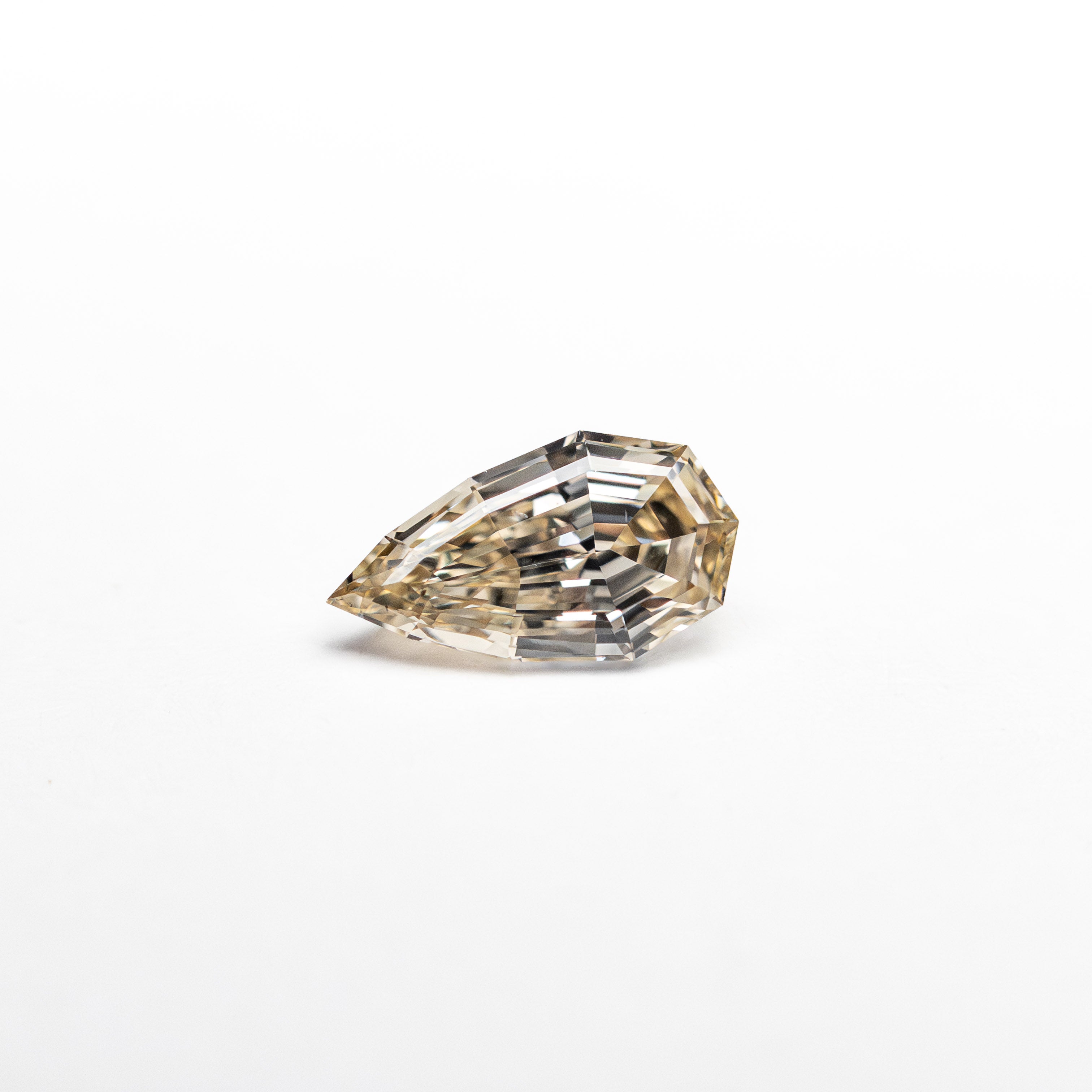 0.30ct 5.88x3.47x2.16mm VVS2 C3 Geo Pear Step Cut Lab Grown Diamond - Perfect for Engagement Rings & Fine Jewelry