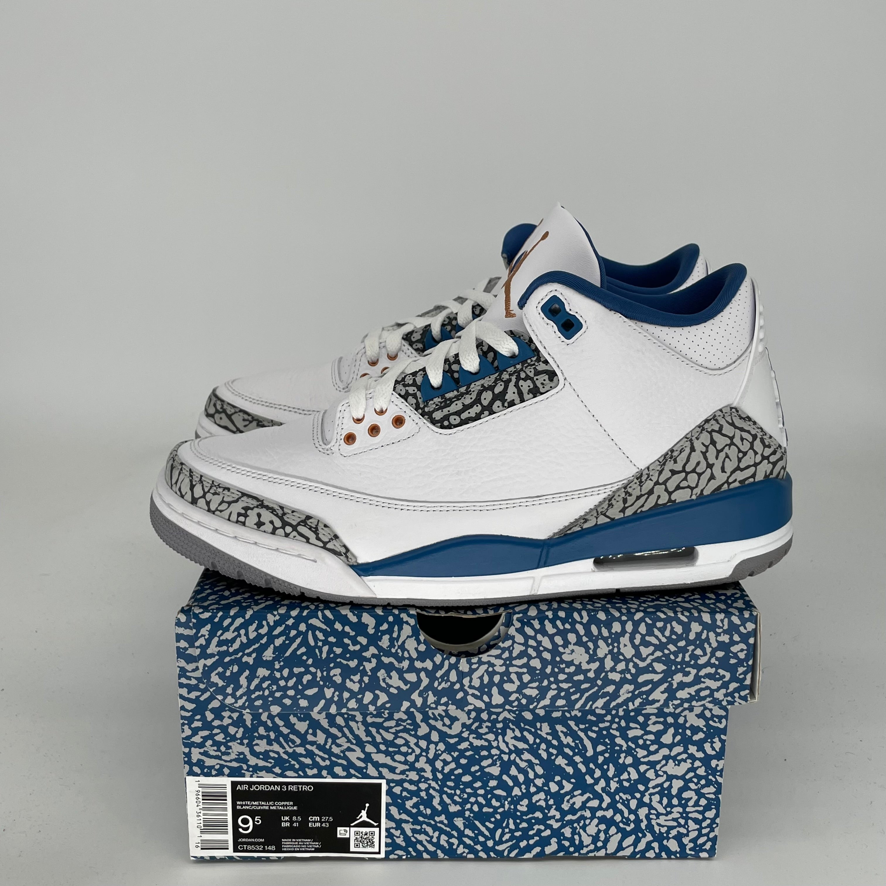 AIR JORDAN 3 WIZARDS Basketball Shoes Men's Size 9.5 - Retro Style Sneakers CT8532-148 for Streetwear & Casual Outfits