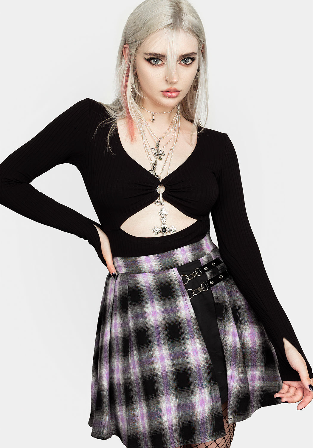 Trendy Rubella Cut Out Women's Tops - Sexy Off Shoulder Crop Top for Summer, Beach, Party & Night Out