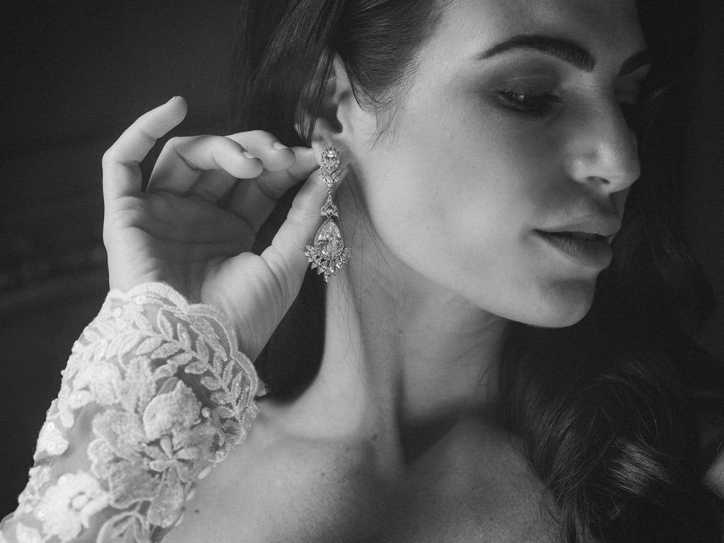 SIOBHAN Elegant Drop Earrings for Women - Dainty Gold Plated Hoop Earrings with Crystals - Perfect for Weddings, Parties & Everyday Wear
