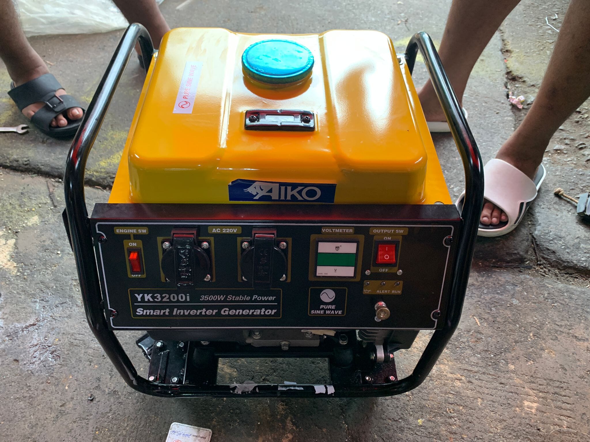 Aiko 220V 3500W Smart Inverter Gasoline Generator - Portable Power Supply with 2 Outlets for 3-Pin Plug | Model YK3200I | Ideal for Camping, Home Backup & Outdoor Events