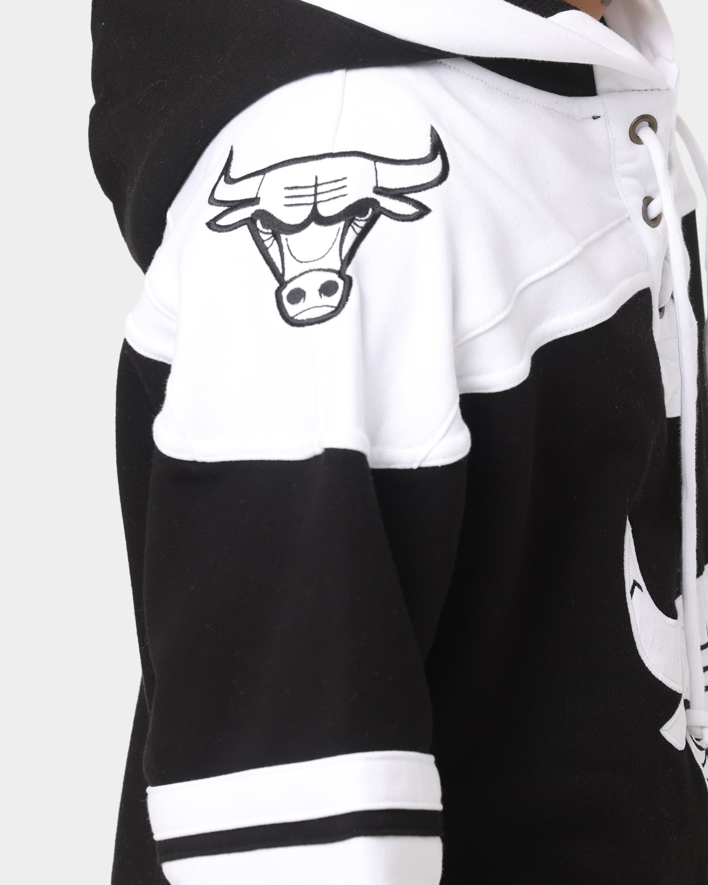 Chicago Bulls NBA '47 Superior Lacer Hoodie - Jet Black - Men's Basketball Fan Apparel for Game Day & Casual Wear
