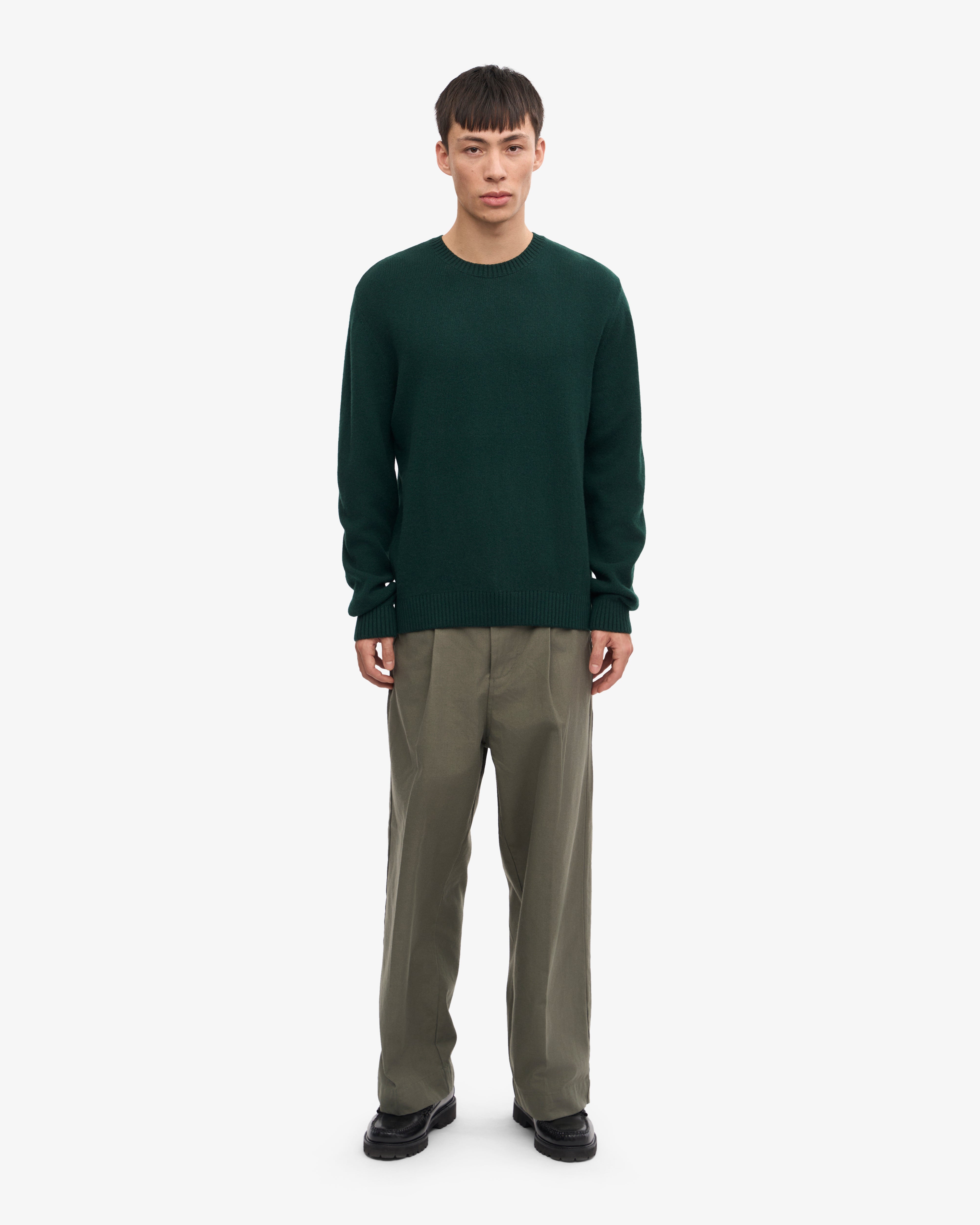Premium Classic Merino Wool Crew Neck Sweater - Soft & Warm Emerald Green Pullover for Men & Women | Perfect for Winter, Fall & Casual Outfits