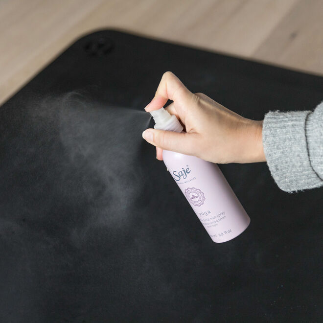 Natural Yoga Mat Cleaning Spray - Eco-Friendly & Non-Toxic Mat Cleaner for Yoga, Pilates & Fitness Equipment | Perfect for Home, Studio & Gym Use