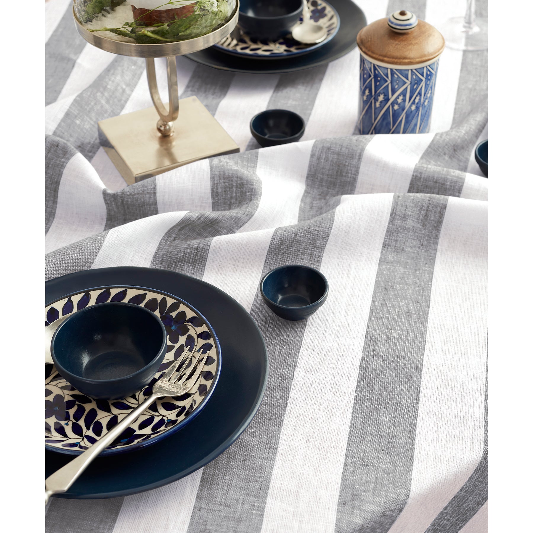 Cabana Stripe Table Throw - Waterproof Outdoor Picnic Blanket for Beach, Poolside & Patio - Decorative Striped Table Cover for Summer Parties & BBQs