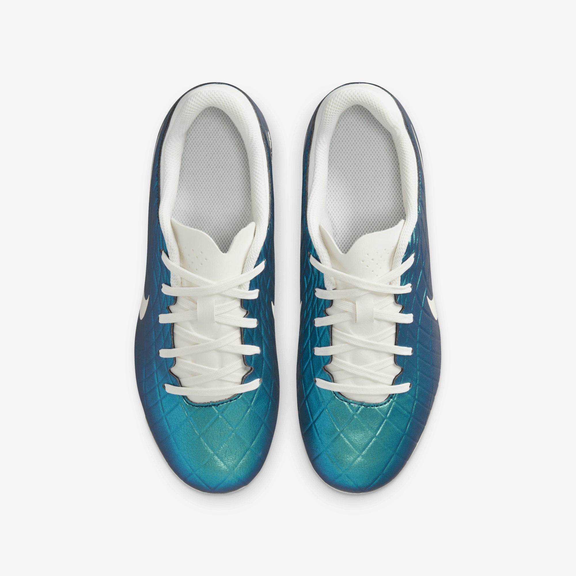 Nike Jr. Tiempo Emerald Legend 10 Academy Soccer Cleats - Youth Football Shoes for Boys & Girls - Perfect for Turf & Grass Fields - Training & Match Play