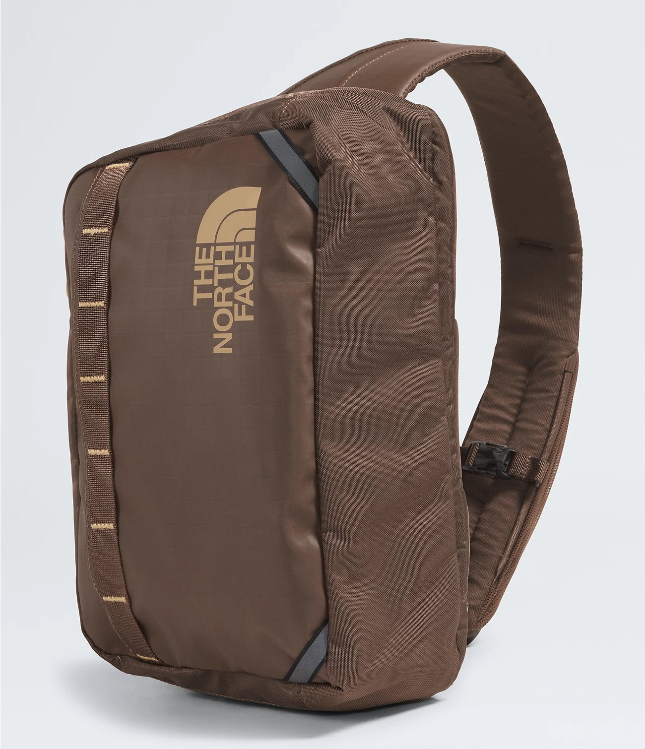 The North Face Base Camp Voyager Sling Bag - Durable Travel & Hiking Crossbody Pack for Men & Women - Perfect for Outdoor Adventures, Commuting & Daily Use