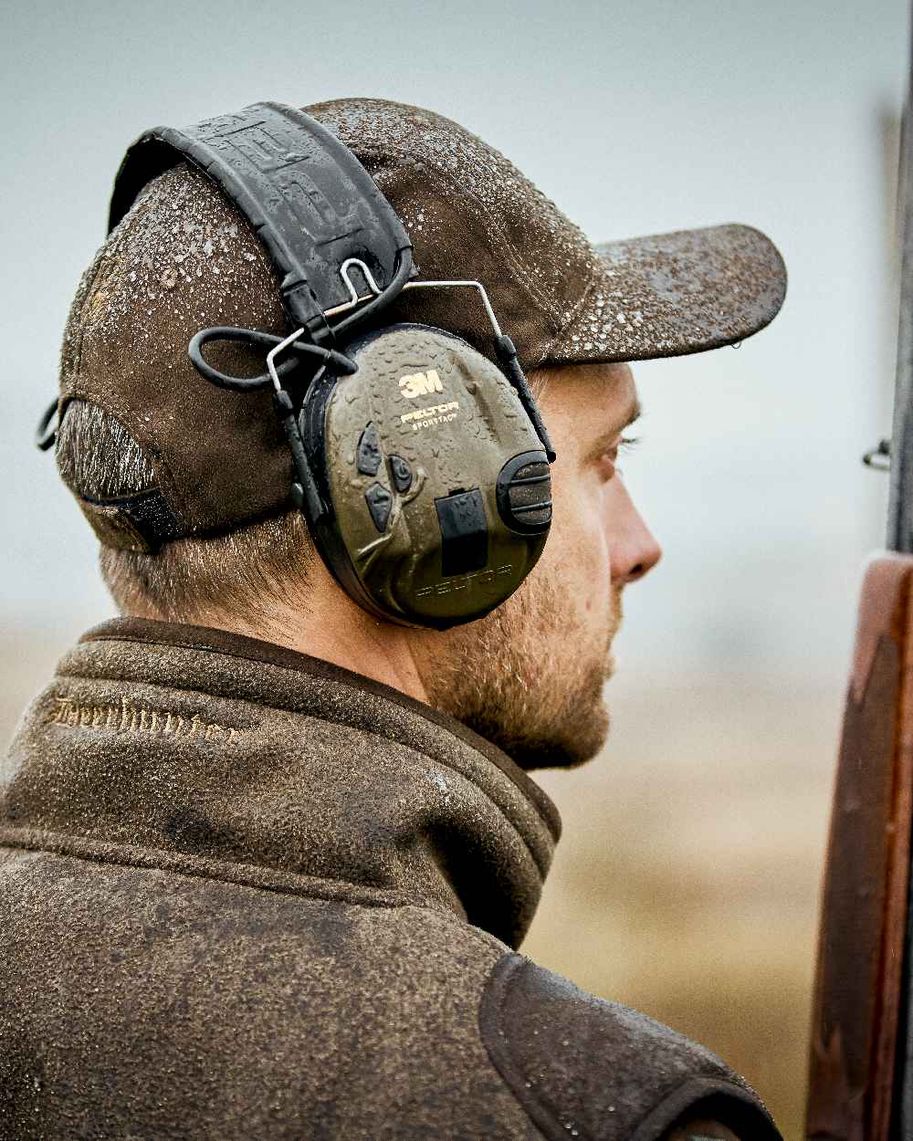 Deerhunter Gamekeeper Shooting Waistcoat - Waterproof Hunting Vest for Outdoor Sports & Shooting - Perfect for Hunting, Shooting Sports & Field Activities