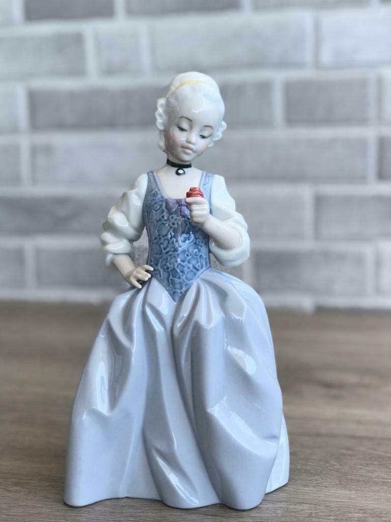 Lladro Nao Set of 2 Porcelain Figurines - Rococo Girl with Letter & Rococo Girl with Flower - Handcrafted Collectible Home Decor for Living Room, Shelf Display, and Gift Giving