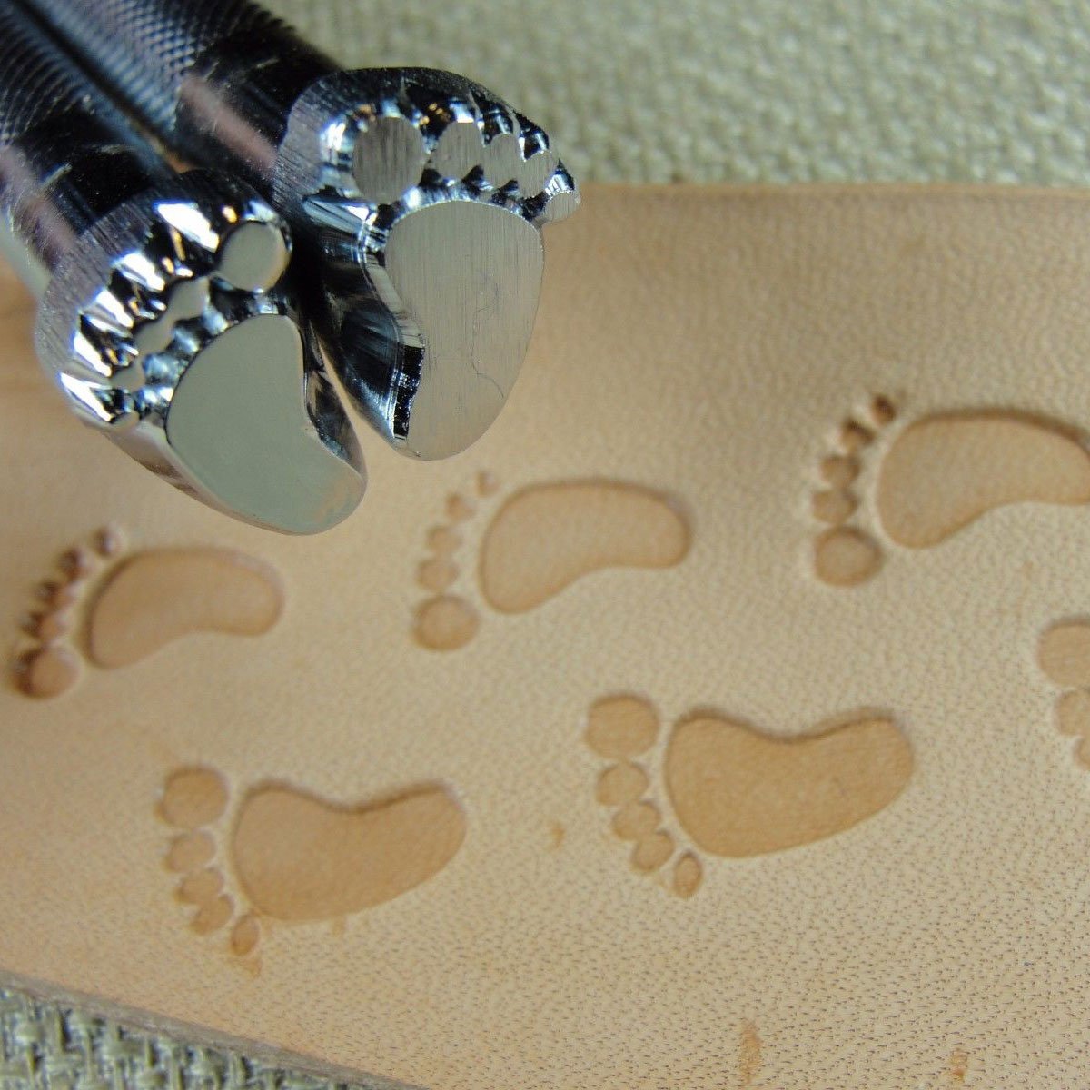 Japan Leather Stamping Tools - E471L/R Footprint Stamps (Set of 2) for DIY Crafts