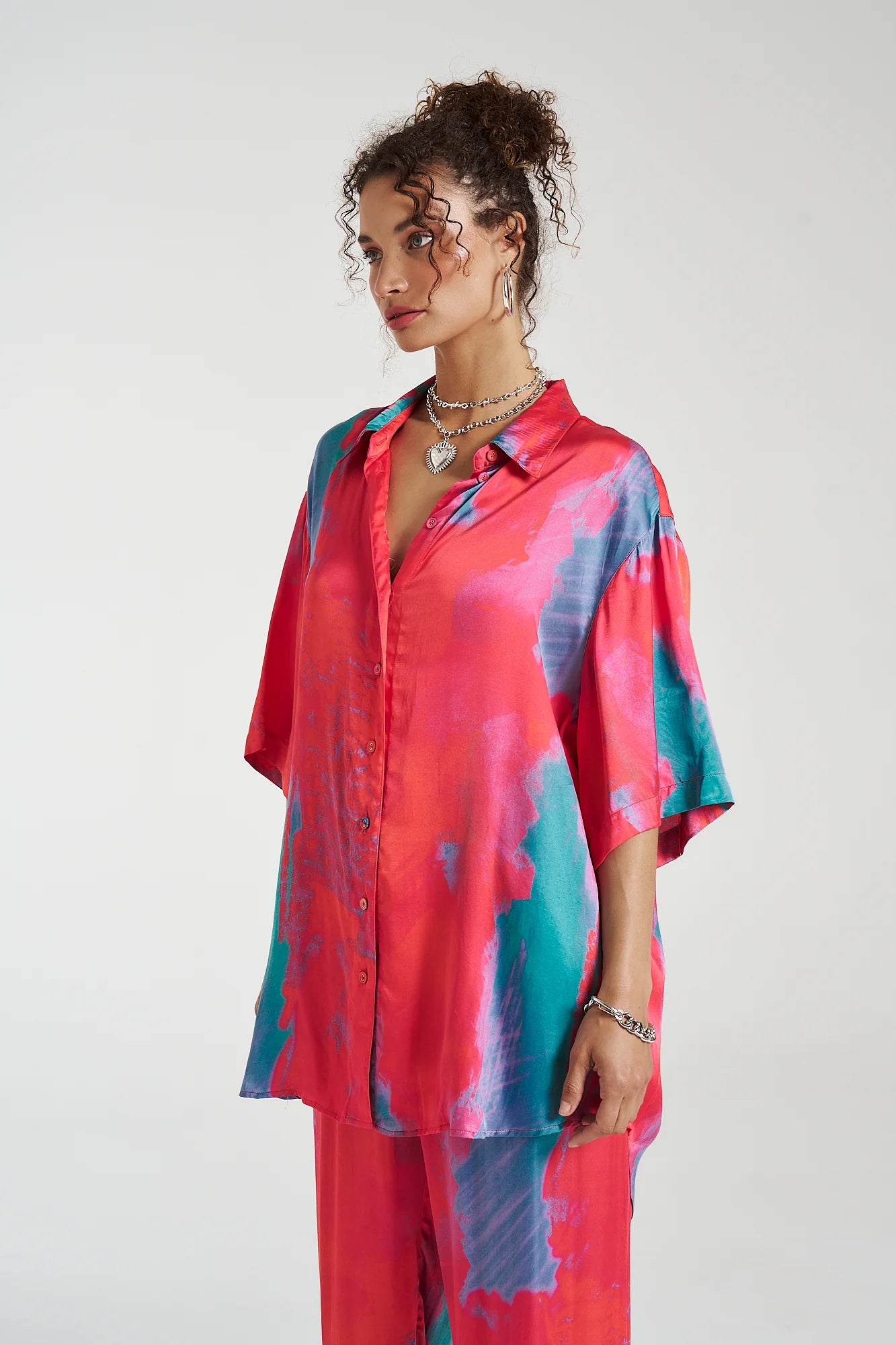 Verona Oversized T-Shirt for Women - Comfortable & Stylish Casual Wear for Everyday Outfits, Lounge, and Street Fashion