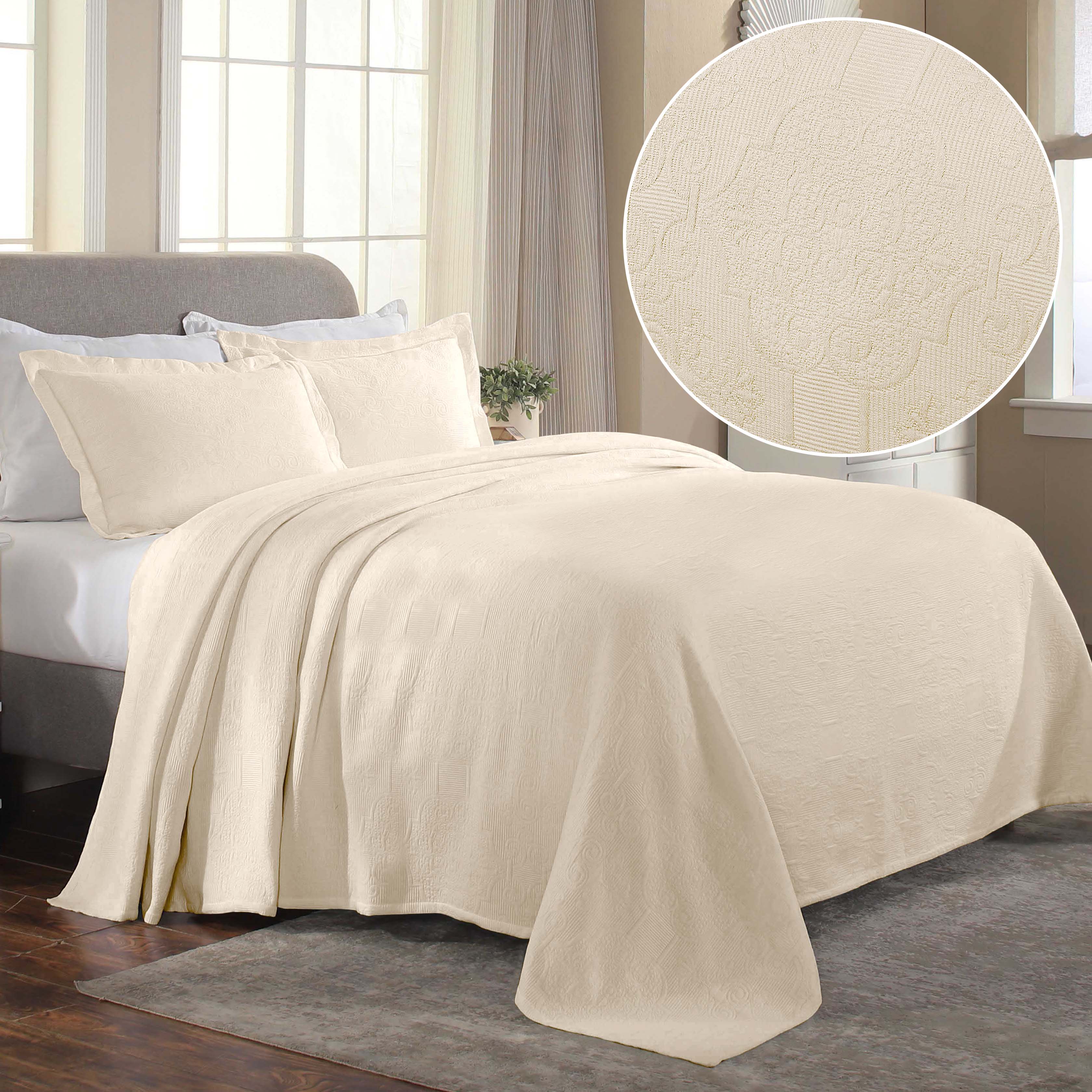 Florin Cotton Matelassé Jacquard Bedspread Set with Scrolling Medallion Design - Luxury Queen/King Size Bedding for Master Bedroom, Guest Room & Hotel Decor