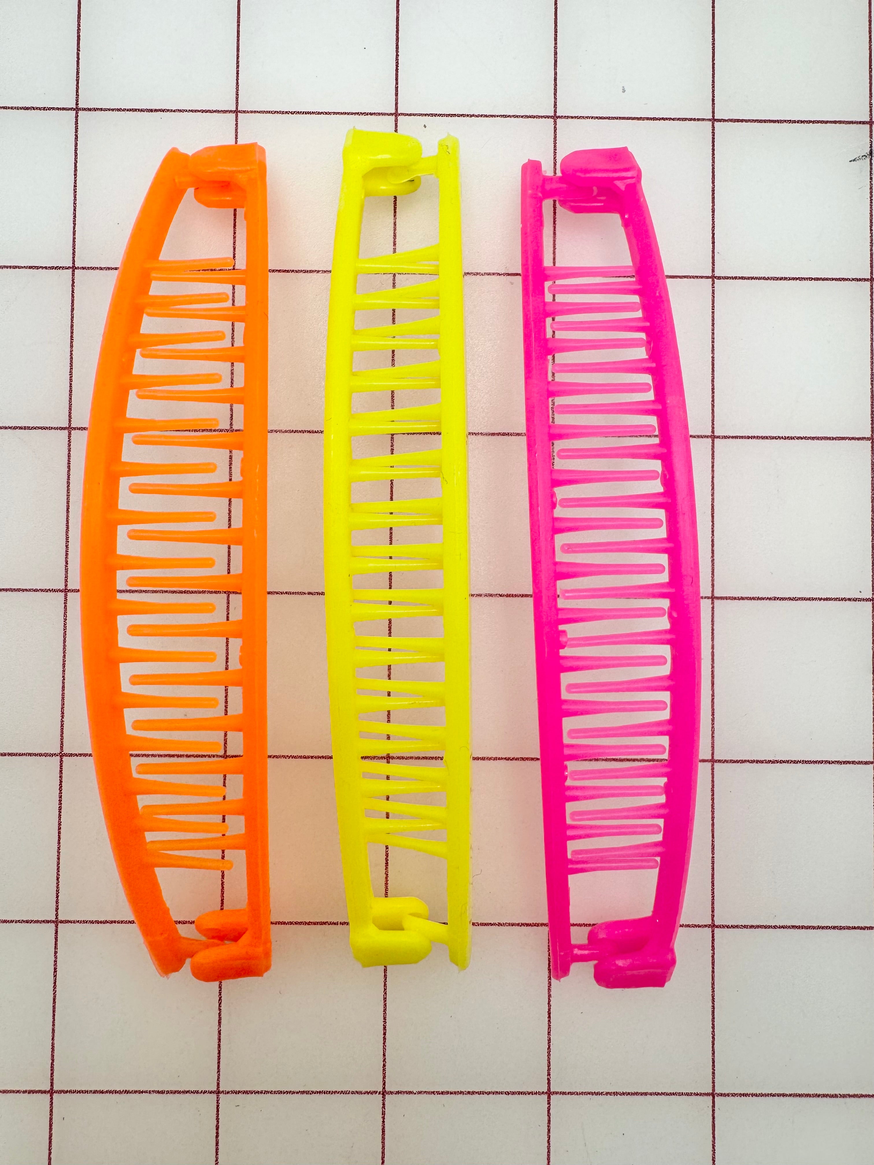 Colorful Plastic Hair Clips 3-Pack - Non-Slip Hair Accessories for Women & Girls - Perfect for School, Work, and Everyday Styling