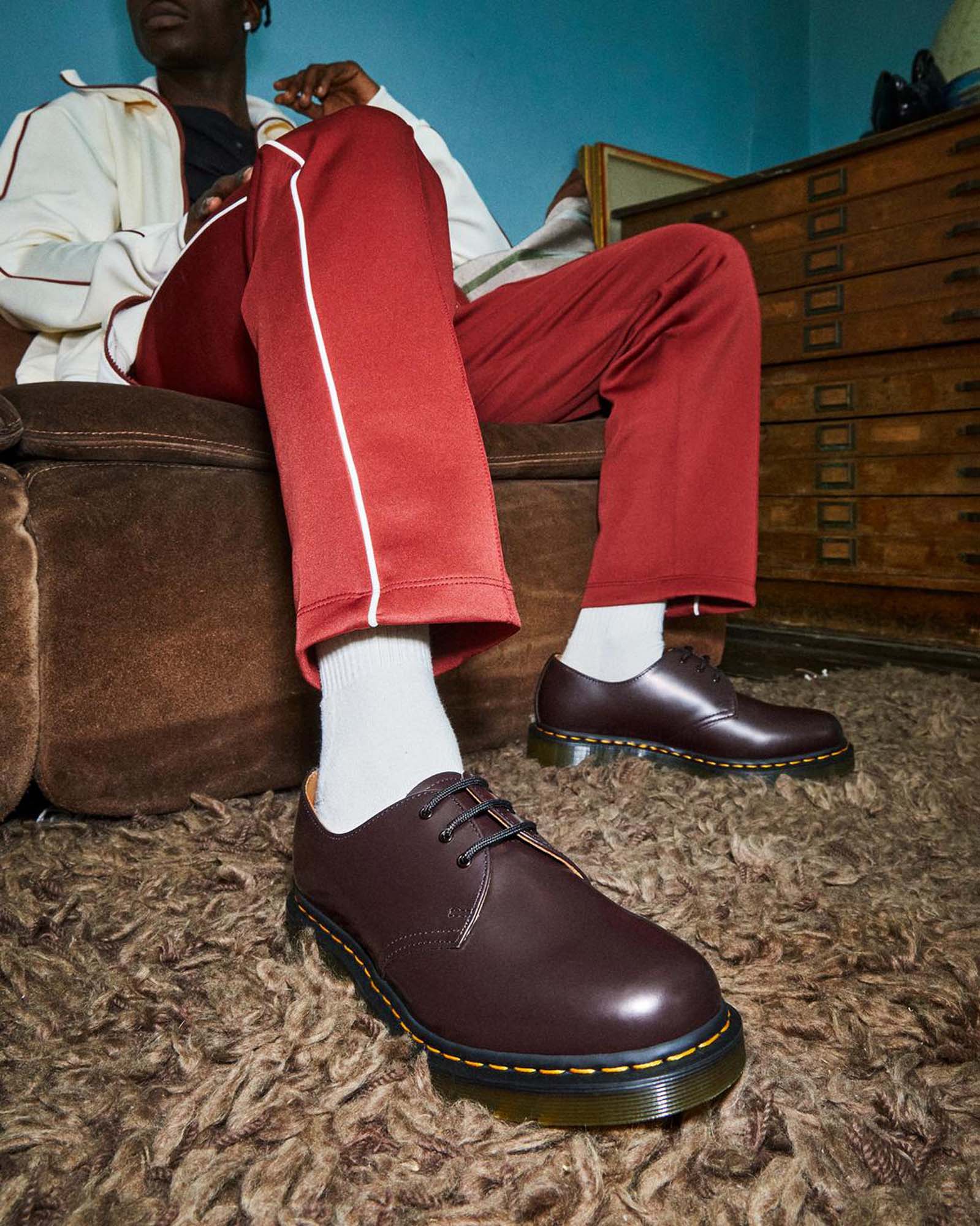 Dr. Martens 1461 Smooth Leather Unisex Shoes - Classic 3-Eye Lace-Up Oxfords for Men & Women | Perfect for Work, Casual Wear & Street Style Fashion