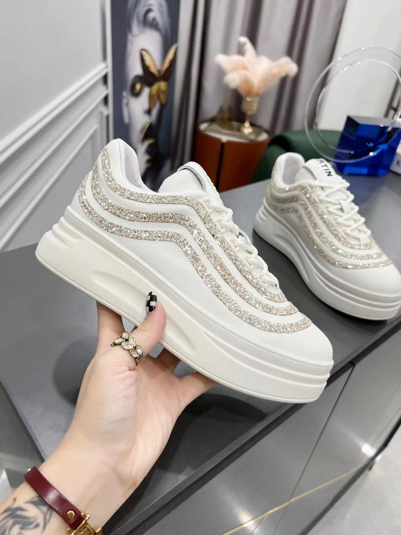 Women's Low Top Platform Sneakers - Glitter Lace Up Casual Fashion Shoes for Everyday Wear, Walking & Street Style