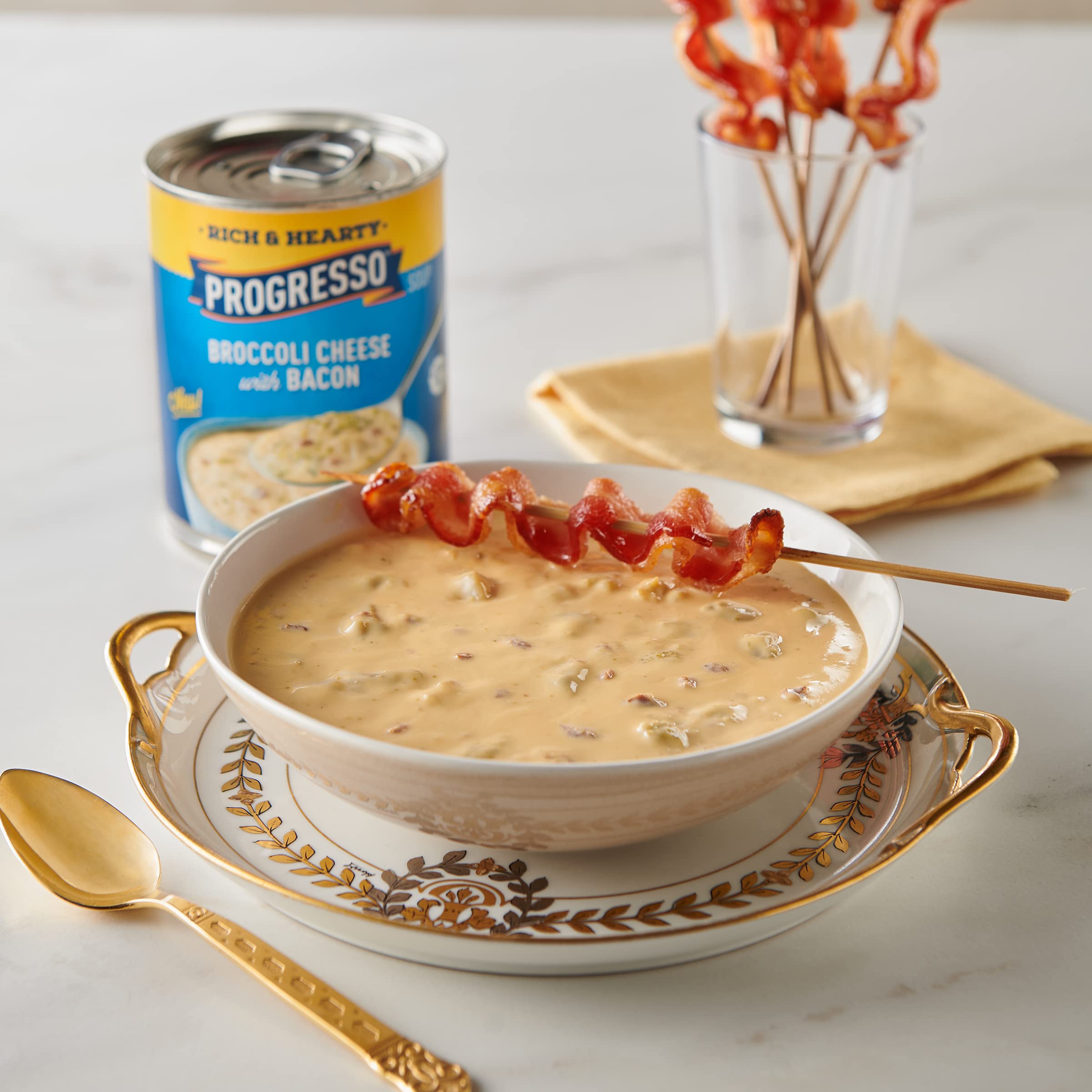Progresso Gluten Free Broccoli Cheese Soup with Bacon - Rich & Hearty, 18 oz (Pack of 12) | Canned Soup for Quick Meals, Office Lunches & Emergency Food Supply