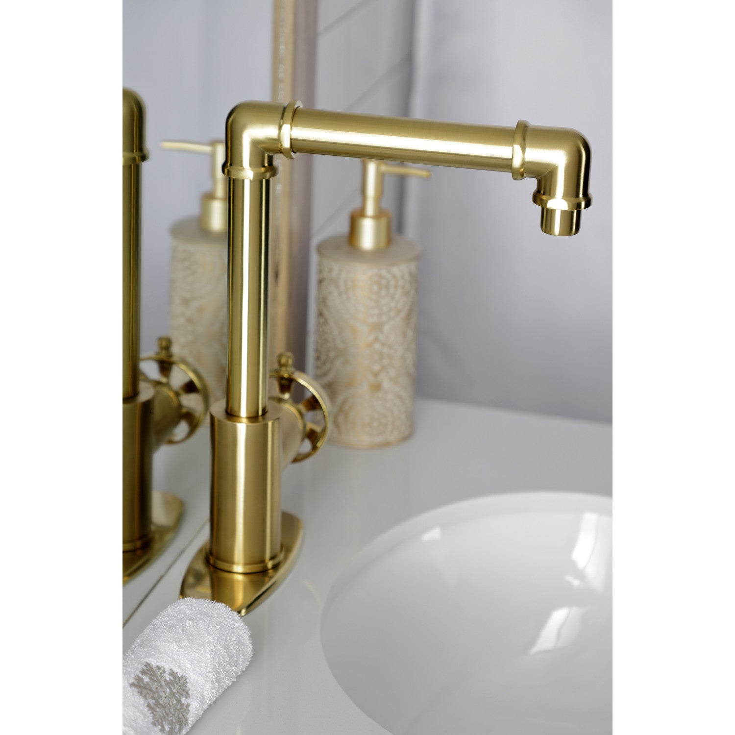 Belknap KSD144RXBB Single Handle Bathroom Faucet with Deck Plate & Push Pop-Up Drain - Brushed Brass Finish for Sink Vanity or Powder Room