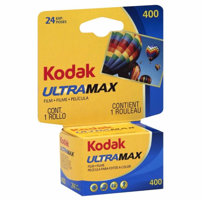 Kodak UltraMax 400 35mm 135 Color Film - 24 Exposures - Exp. 03/2023 (Single Roll) - Perfect for Travel, Street Photography & Everyday Moments