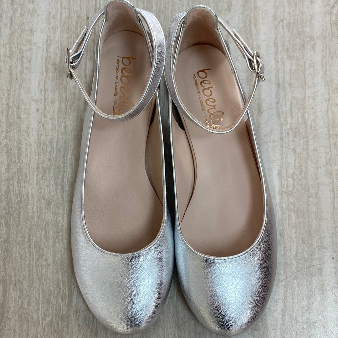 Beberlis Women's Silver Cutout Mary Jane Flats - Comfortable & Stylish Shoes for Work, Party, and Casual Outfits