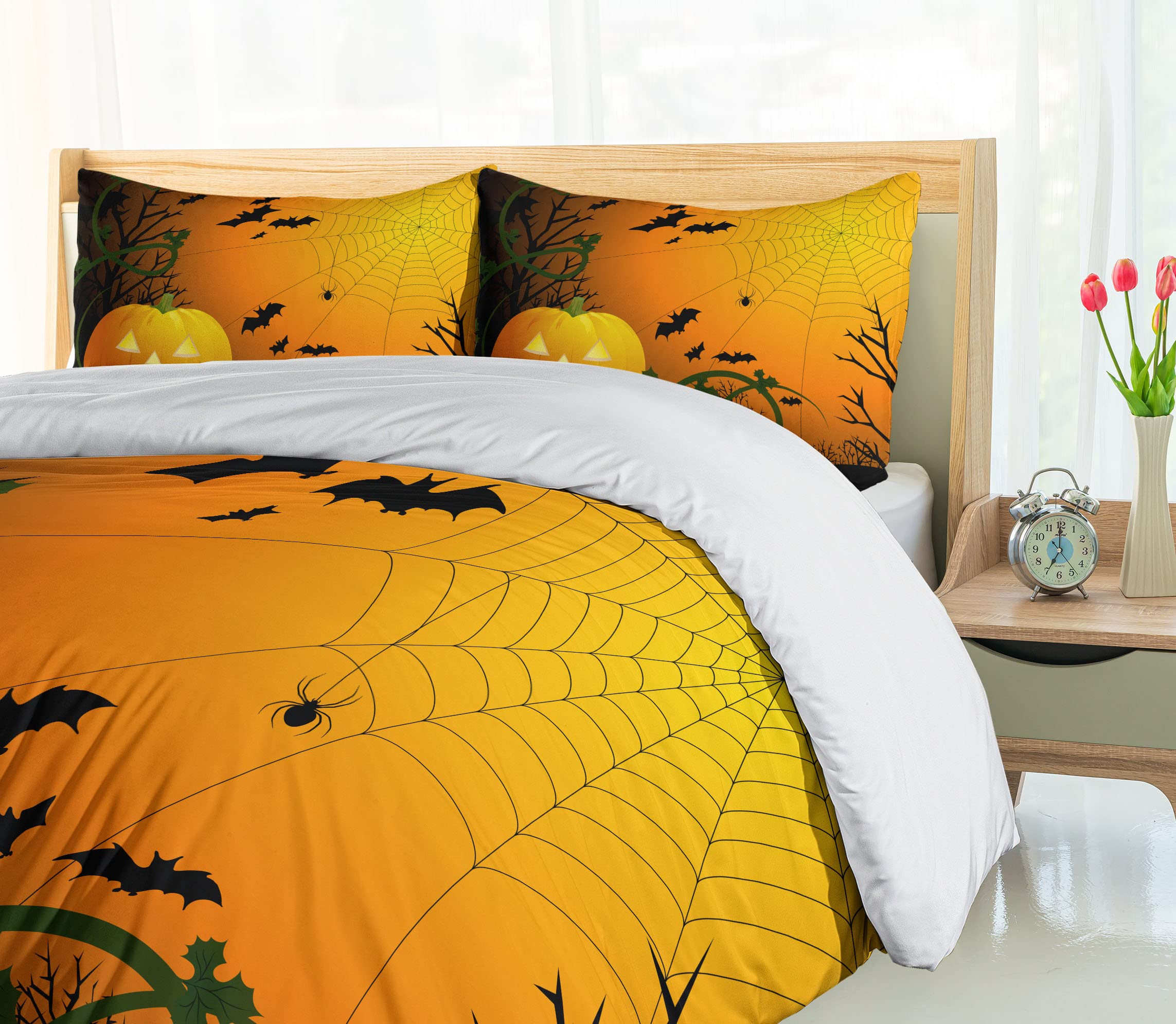 Ambesonne Halloween Duvet Cover Set - Spooky Pumpkin Leaf Tree & Bat Design, 3-Piece King Size Bedding Set with 2 Pillow Shams in Dark Green, Orange & Black | Perfect for Halloween Decor, Fall Bedroom Makeover & Themed Guest Rooms