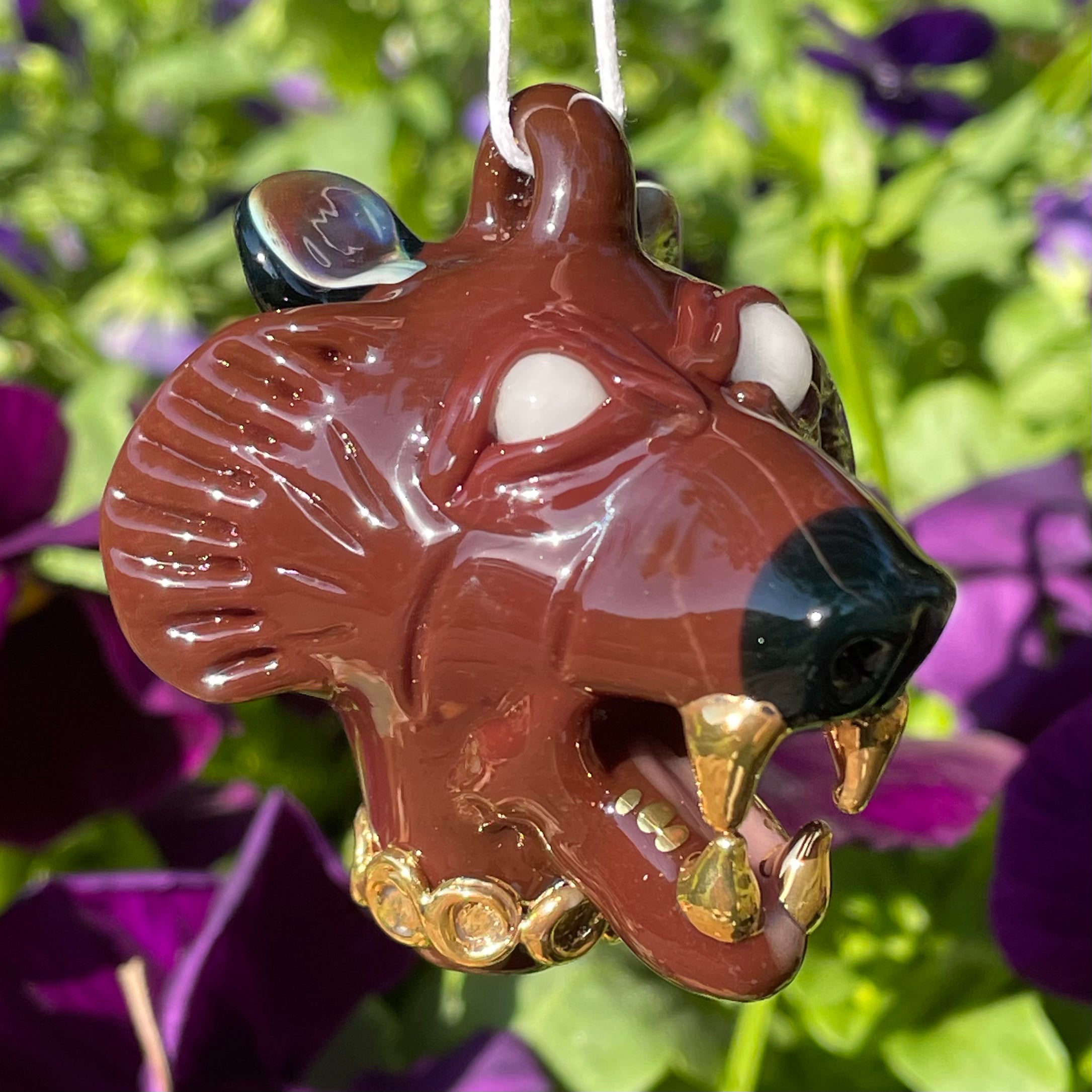 Sparkling Glass Grizzly Bear Pendant Necklace - Elegant Jewelry for Women, Perfect for Gifts, Parties & Outdoor Adventures