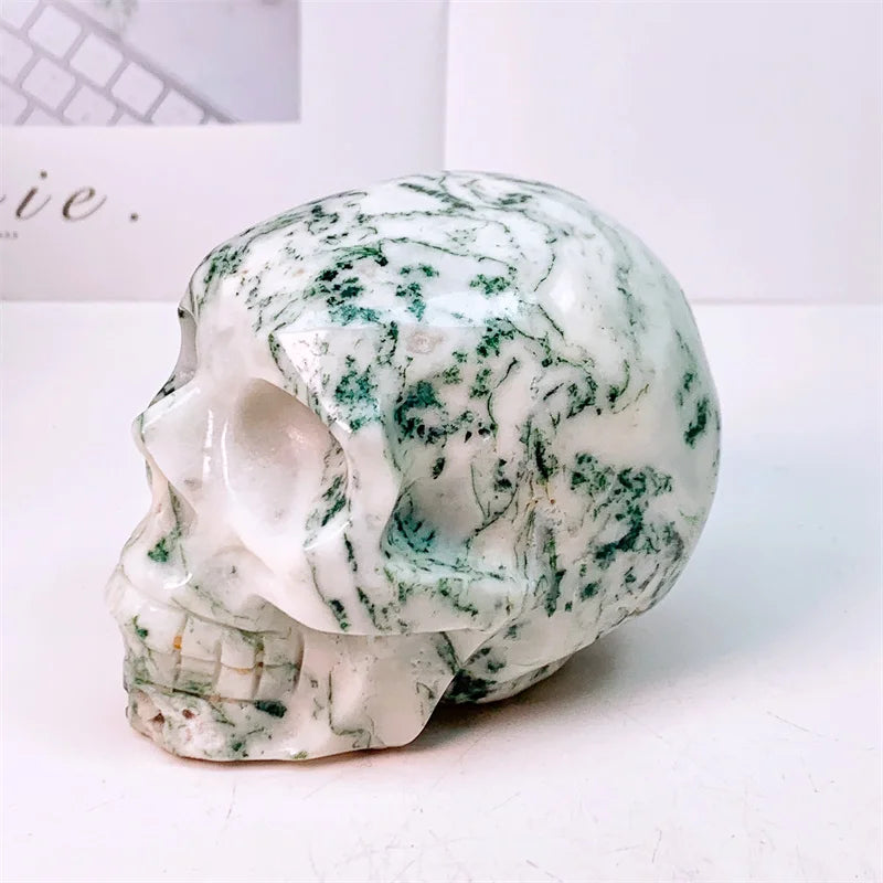 Natural Moss Agate Skull Carvings - Mini Crystal Stone Statue Figurine for Halloween Decor, Witchcraft Altar, Gothic Home Decor, Unique Spiritual Gift (661g, 1 Piece) | Perfect for Meditation Spaces, Wiccan Rituals & Dark Aesthetic Room Decor