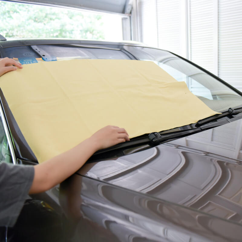 Chamois Shammy Workhorse Towel 24x35 Inch - 100% Polyamide Super Absorbent Microfiber Cloth for Car Detailing, Window Cleaning & Household Use