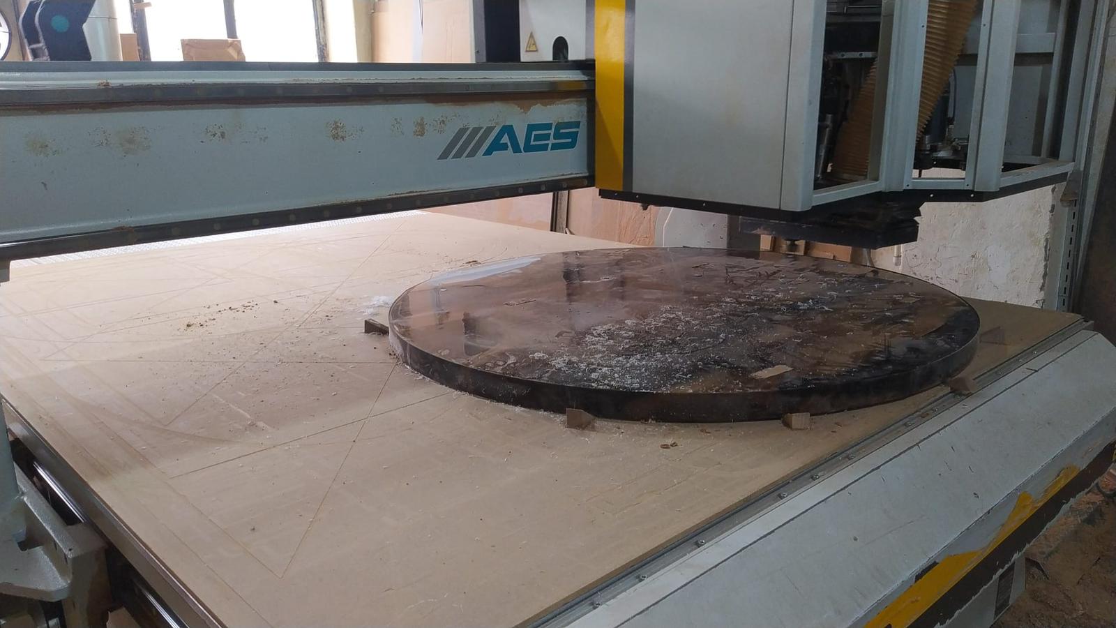 Handmade Custom Round Epoxy Resin Walnut Dining Table with Solid Wood Base - Perfect for Kitchen, Dining Room, and Modern Home Decor