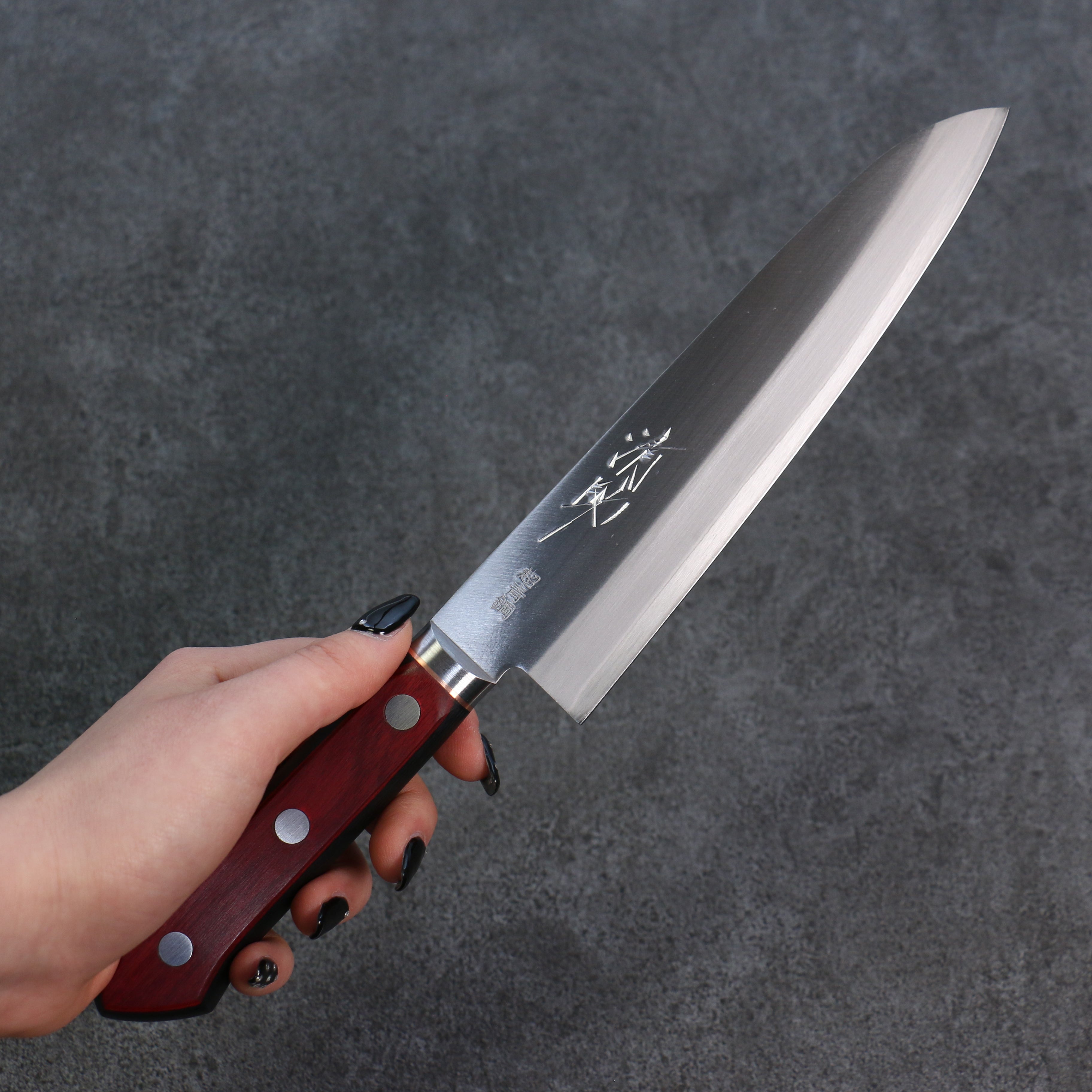 Premium Seisuke Blue Super Migaki Gyuto Knife 180mm - Razor Sharp Japanese Chef Knife with Red & Black Pakkawood Handle - Ideal for Sushi, Meat Cutting & Professional Kitchen Use